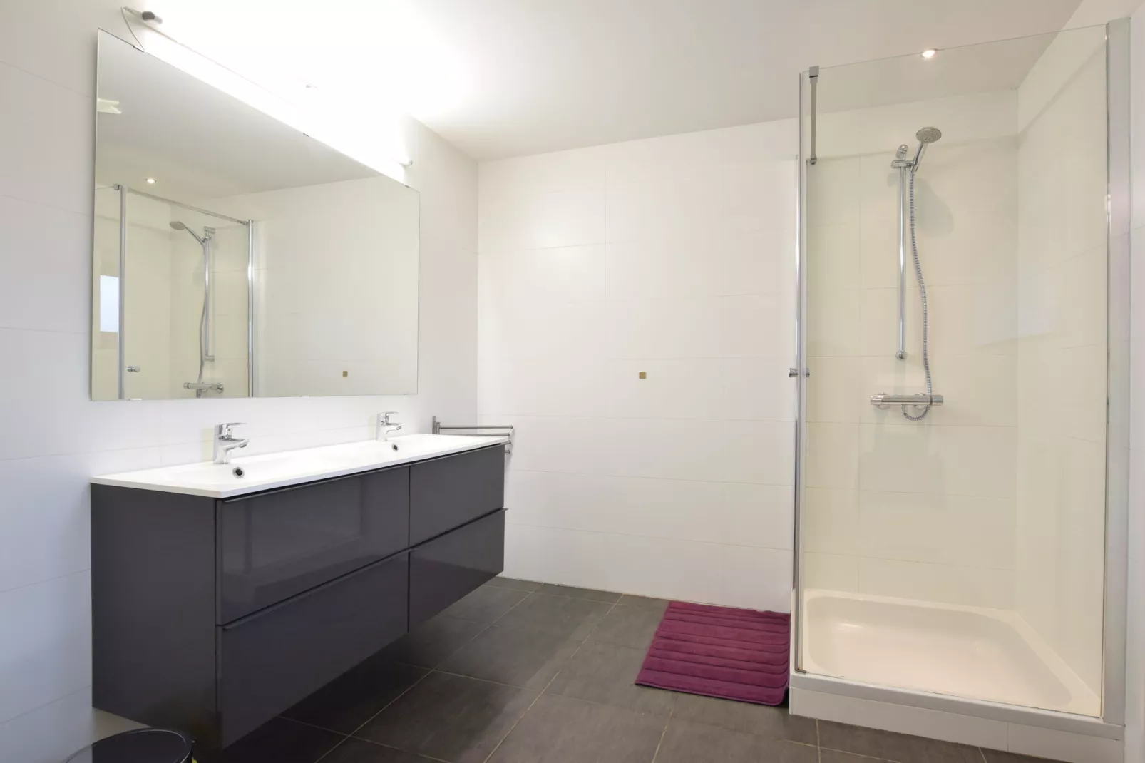 Aux Prés de la Cure-Bathroom