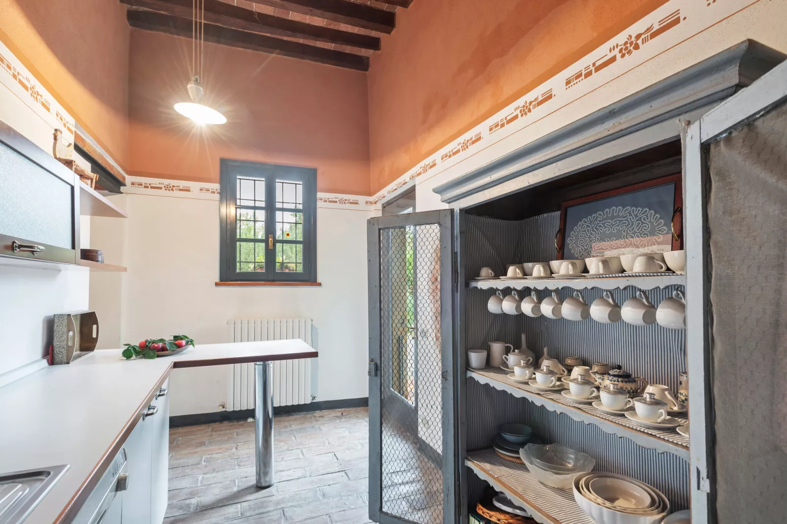 La Villetta-Kitchen
