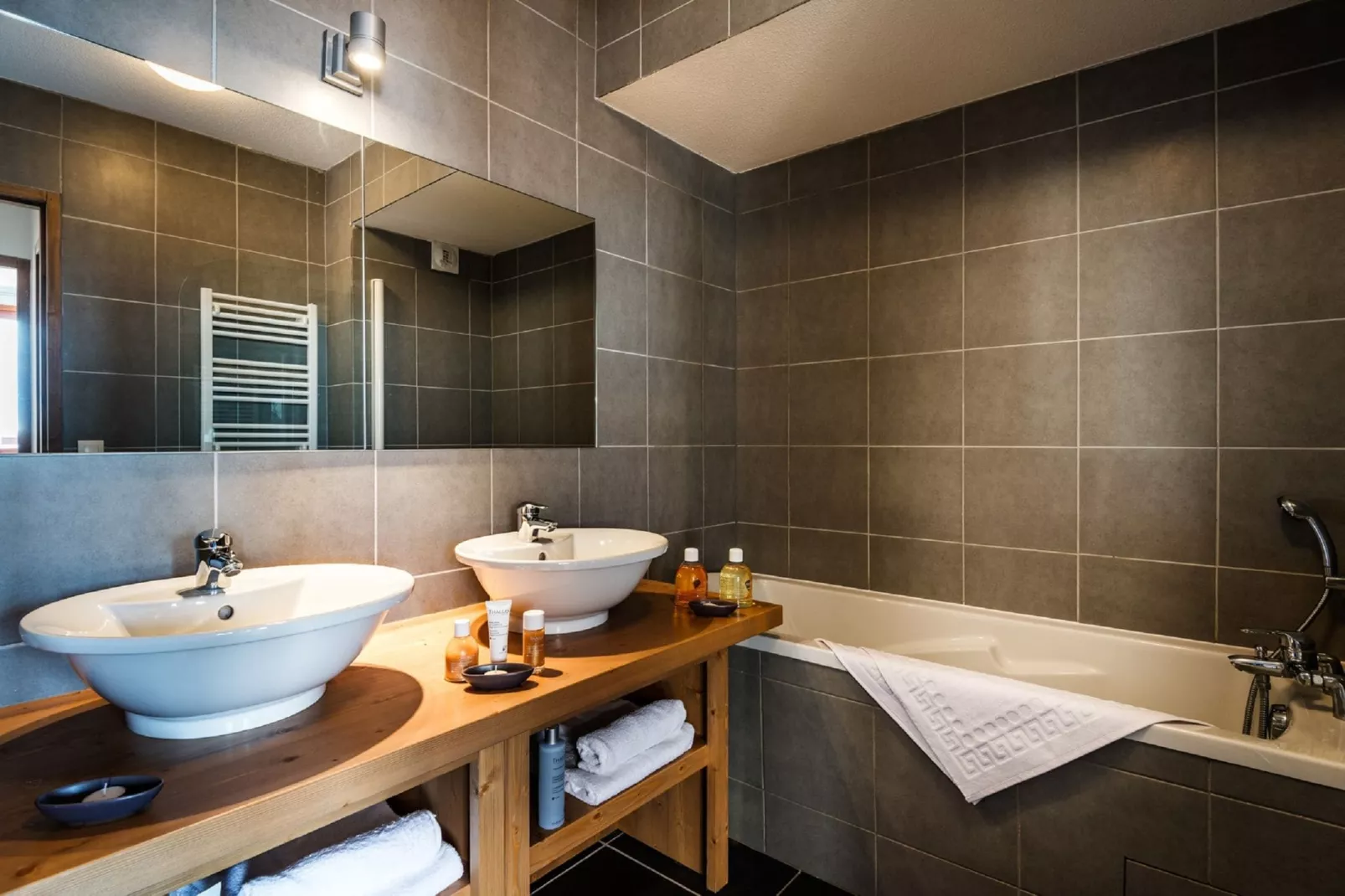 Residence Le Roc Belle Face 2-Bathroom