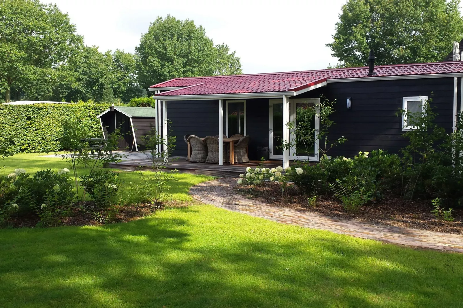 Vakantiepark de Tabaksschuur 2-Gardens summer