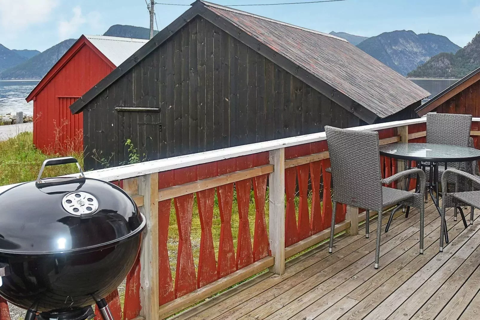 4 person holiday home in Måndalen