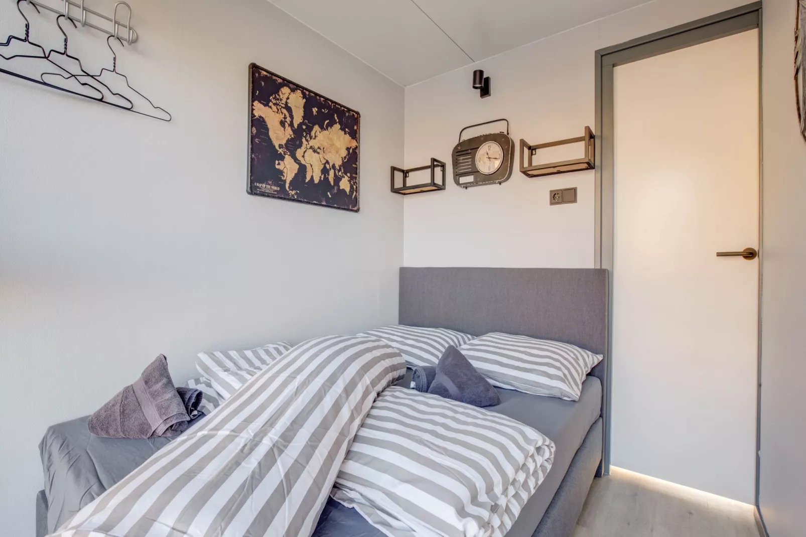 Bermuda-Bedroom