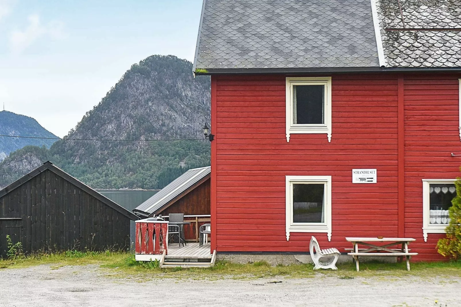 4 person holiday home in Måndalen
