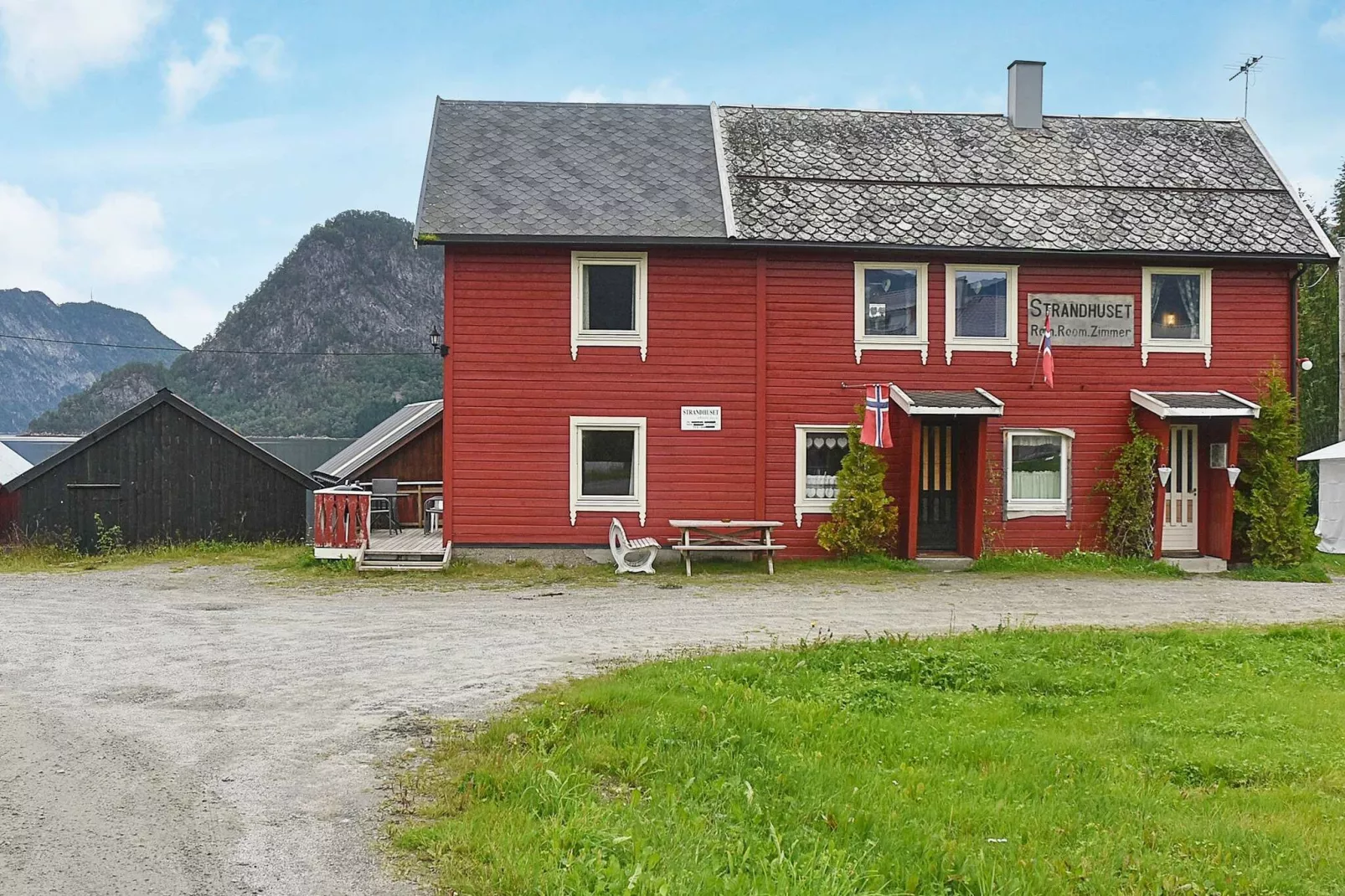 4 person holiday home in Måndalen-Outdoor