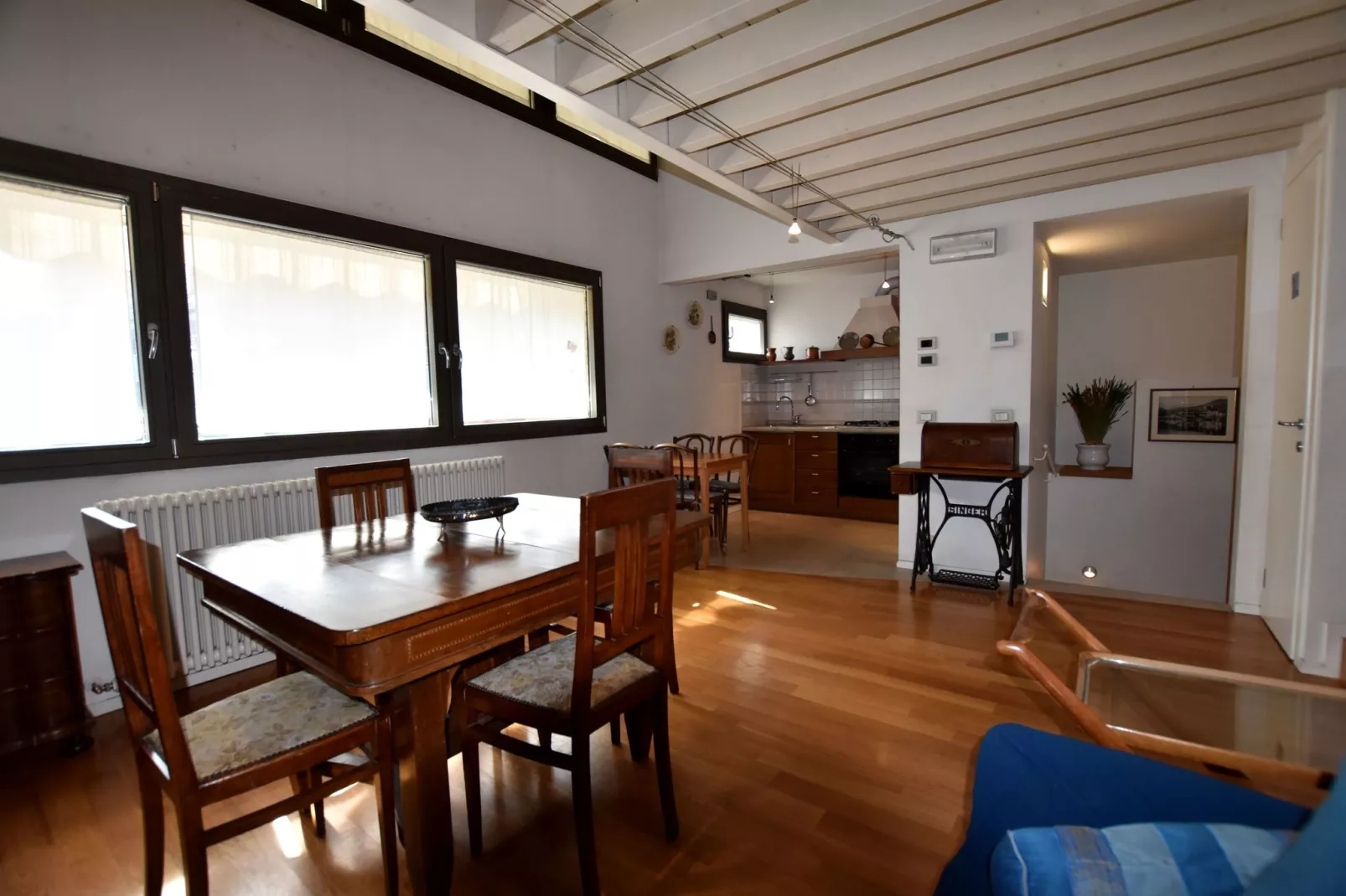 Lovere Lungolago-Living room