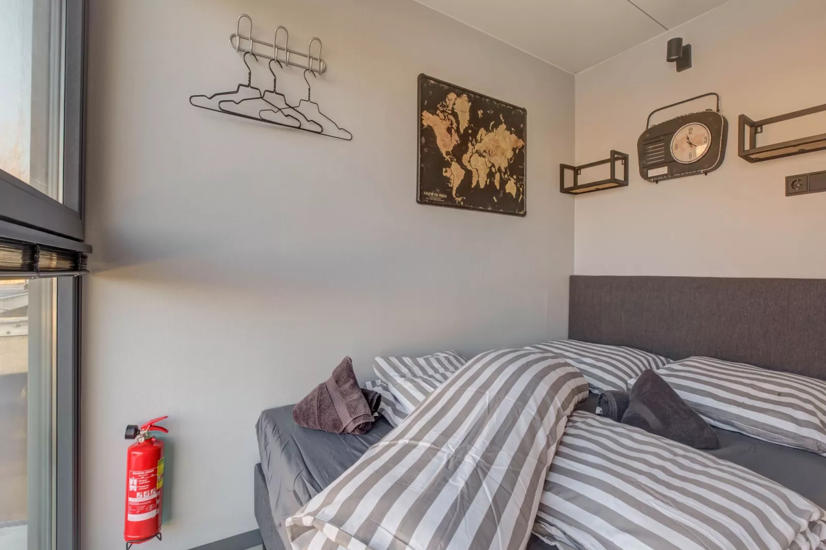 Bermuda-Bedroom
