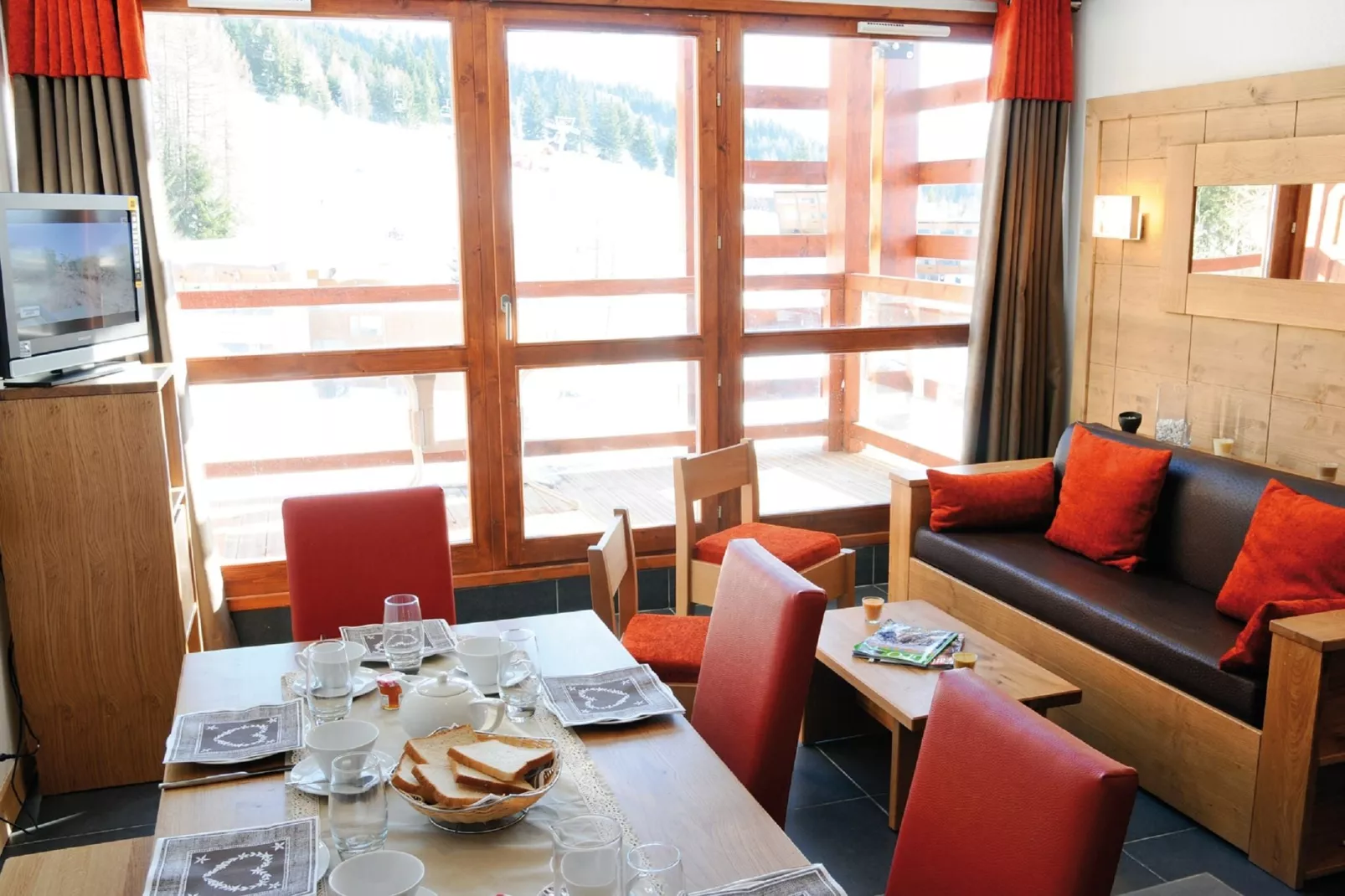 Residence Le Roc Belle Face 4-Dining room