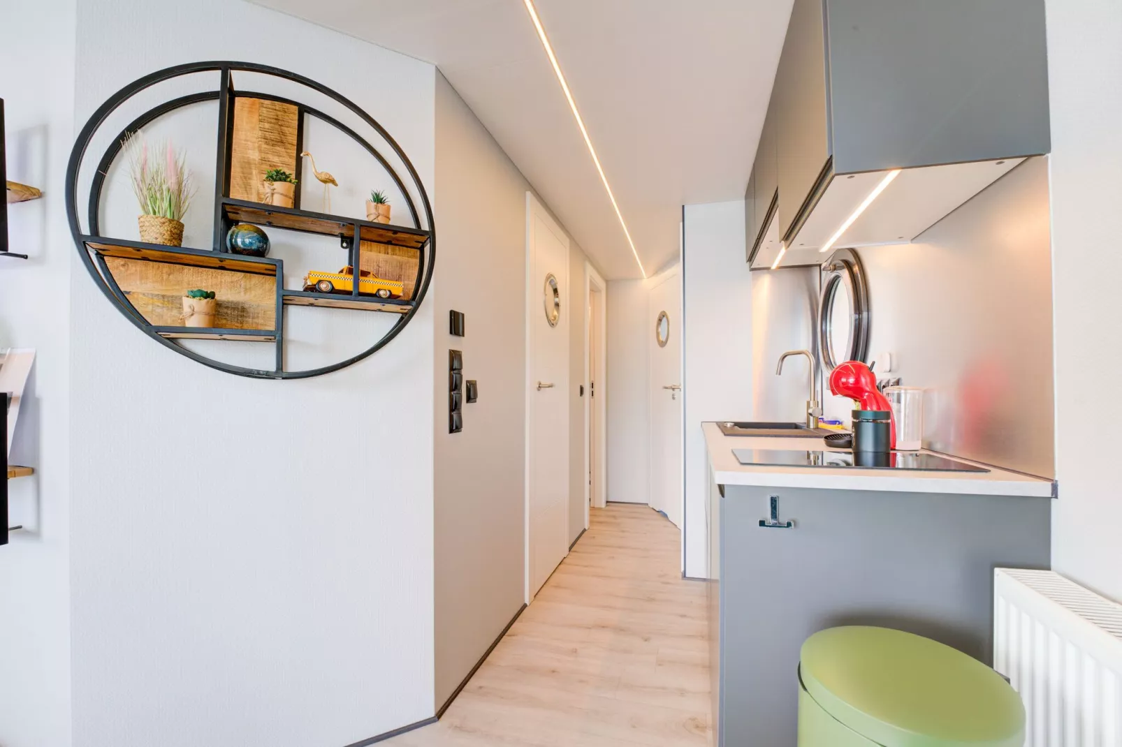 La Belle Vie-Kitchen