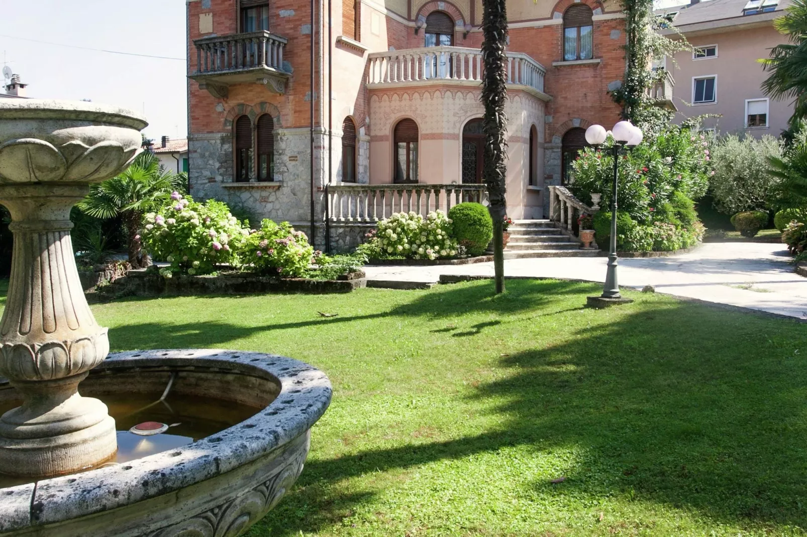 Villa Melina-Außenbereich Sommer