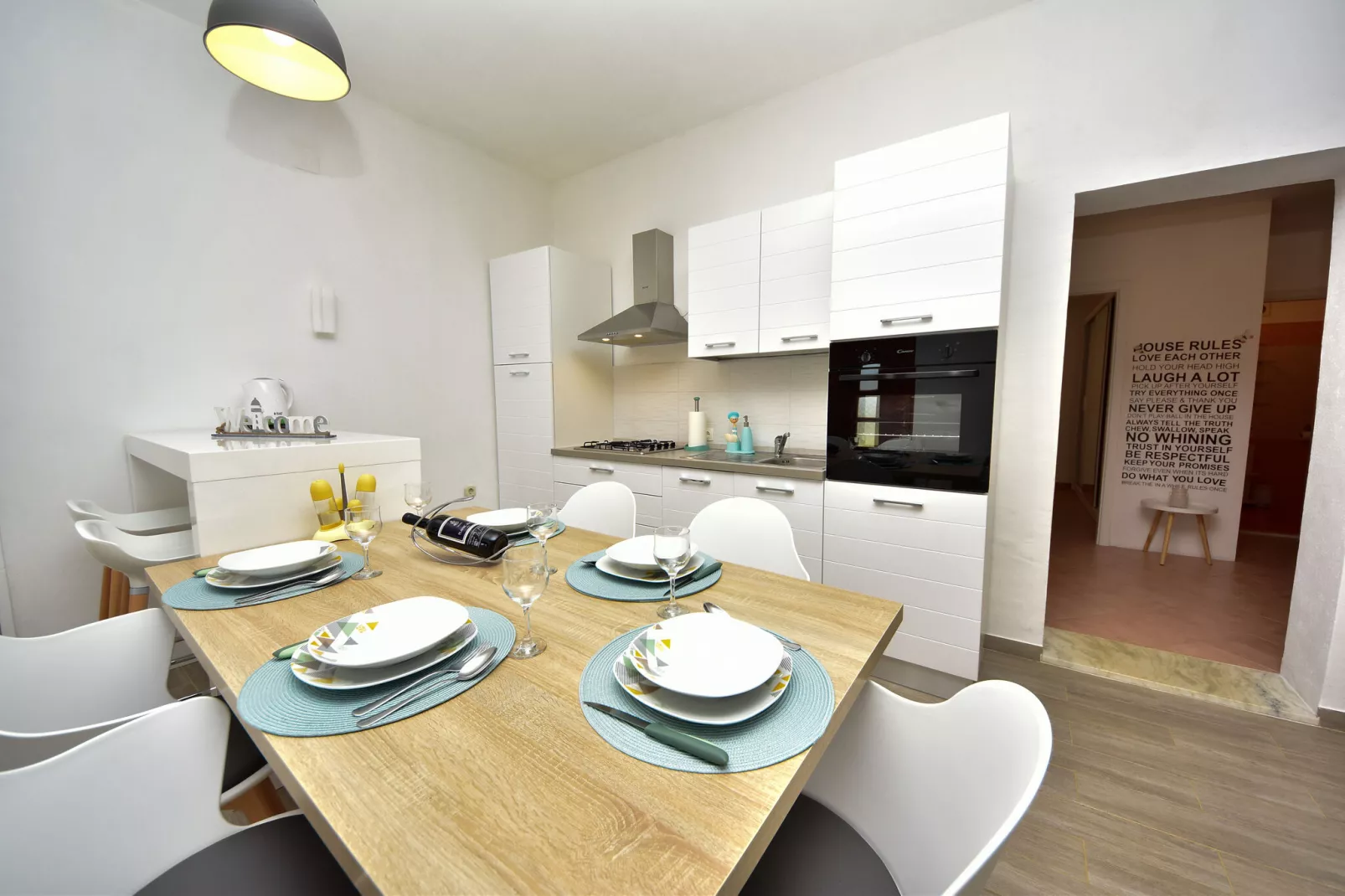 Antonio-Dining room