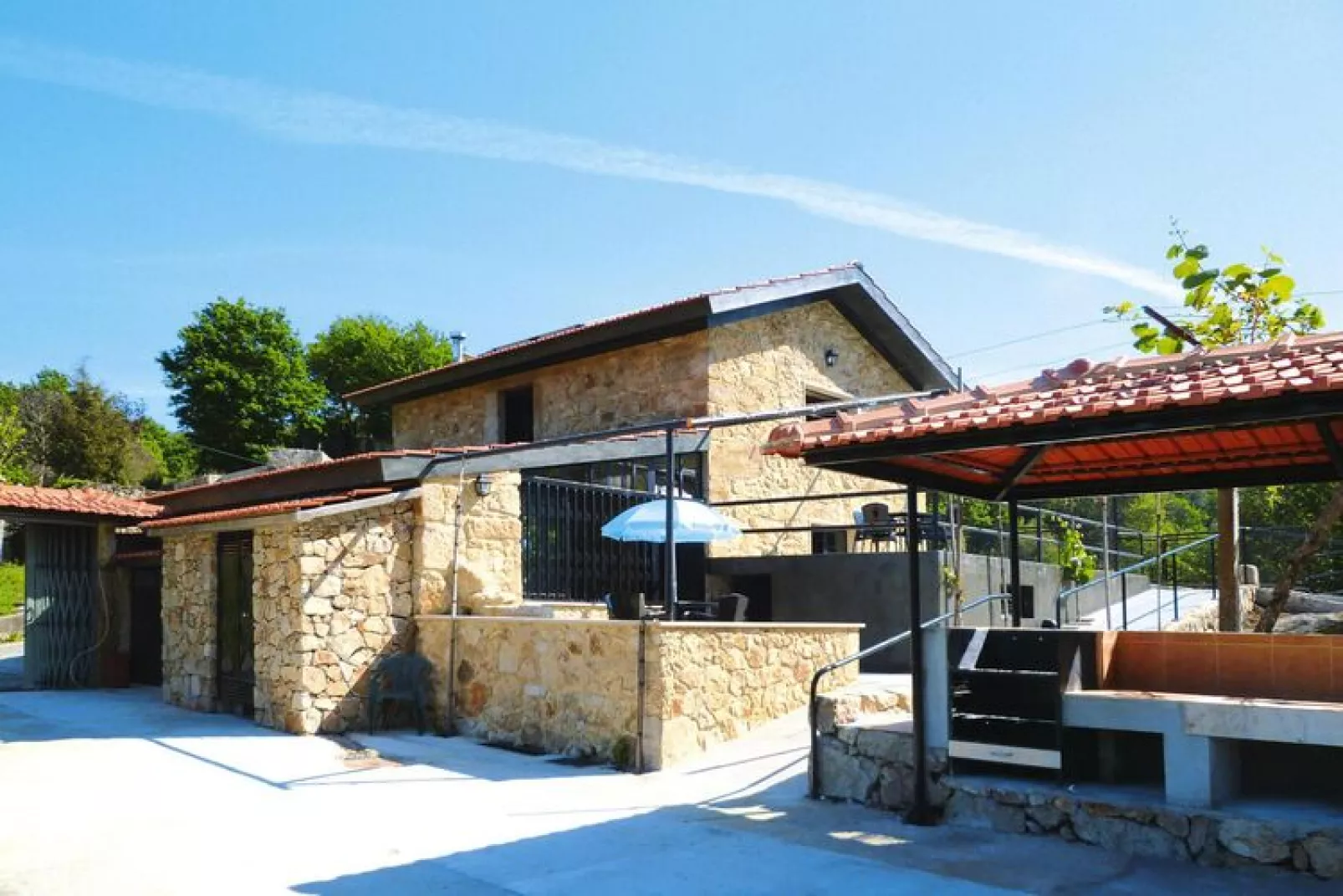 Holiday home Vale de Cambra-Exterior summer