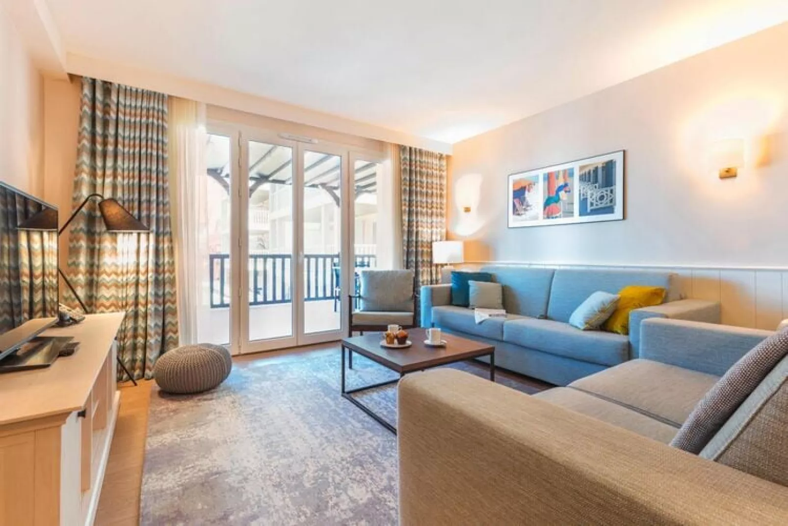 Residence Presqu'Ile de la Touques Deauville - 36 Standard Apt 6 p - 2 bedrooms - terrace or balcony-Living room
