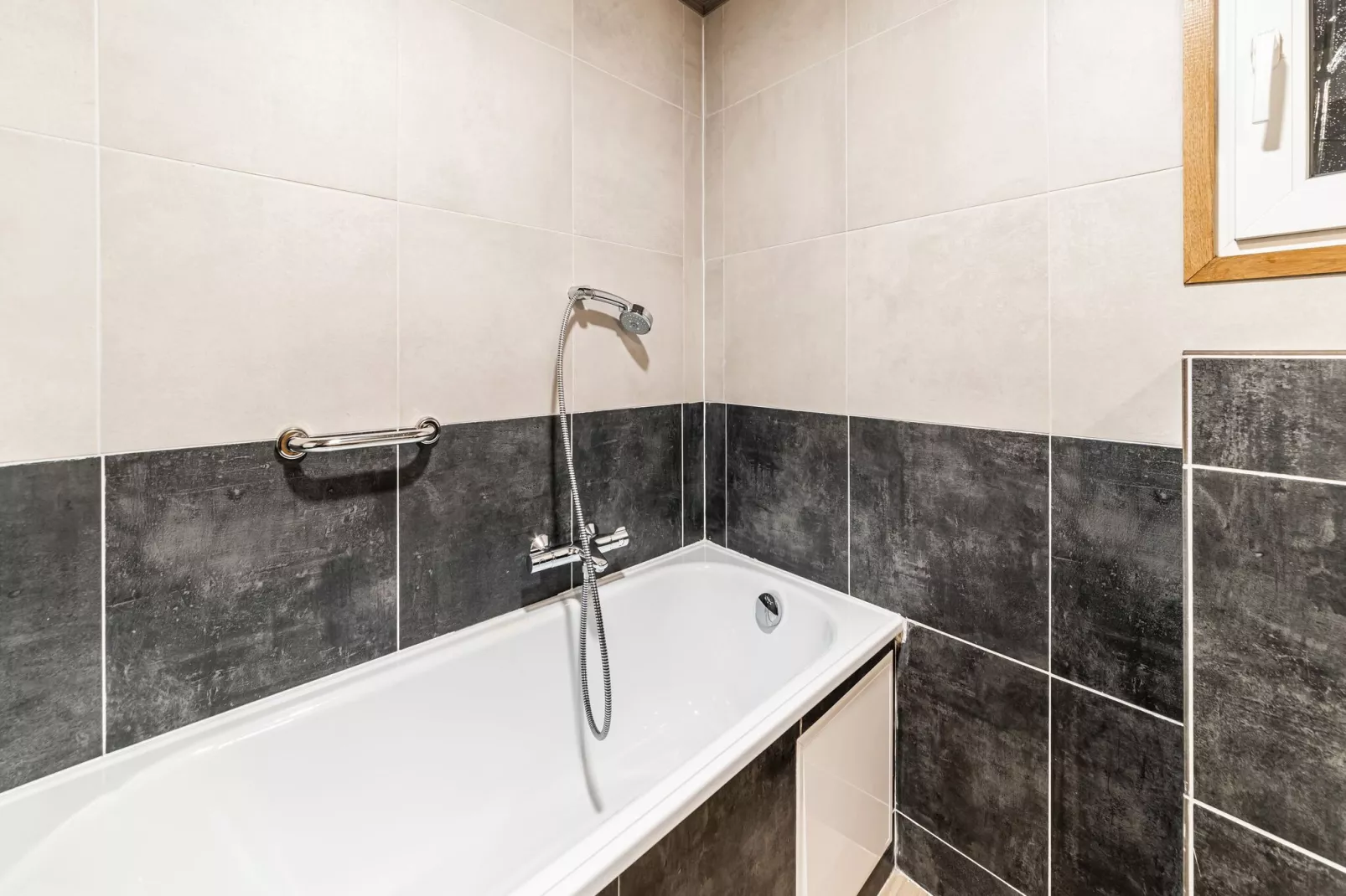 Au Vieux Puits-Bathroom