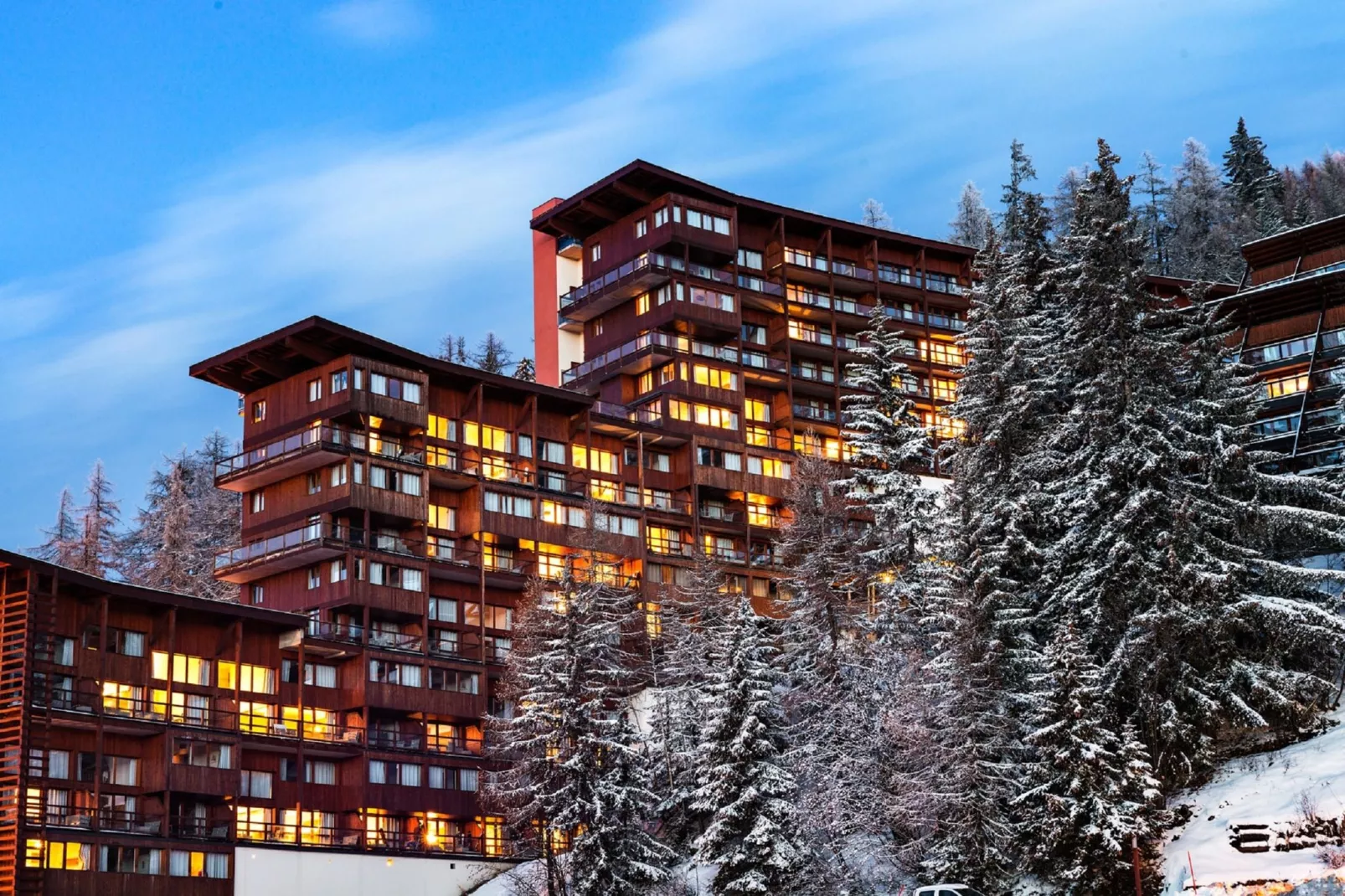 Residence Le Roc Belle Face 1-Exterior winter