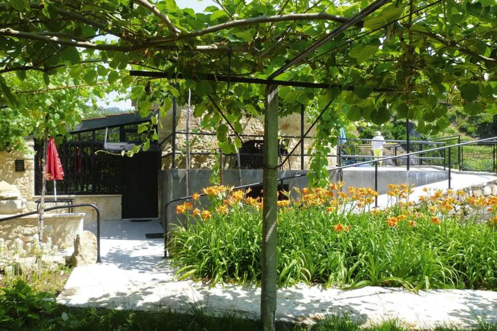 Holiday home Vale de Cambra-Gardens summer