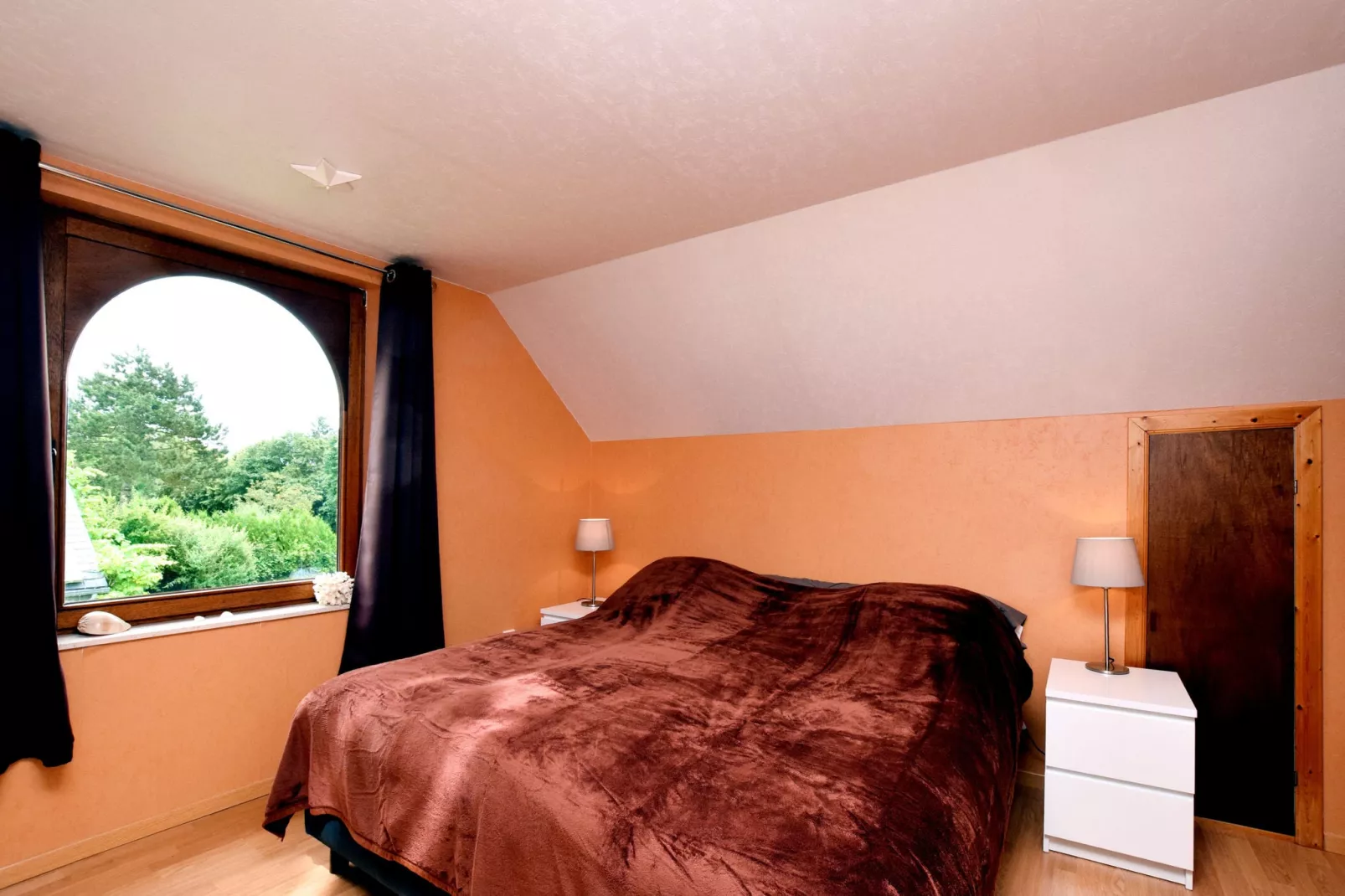 Petite Somme-Bedroom