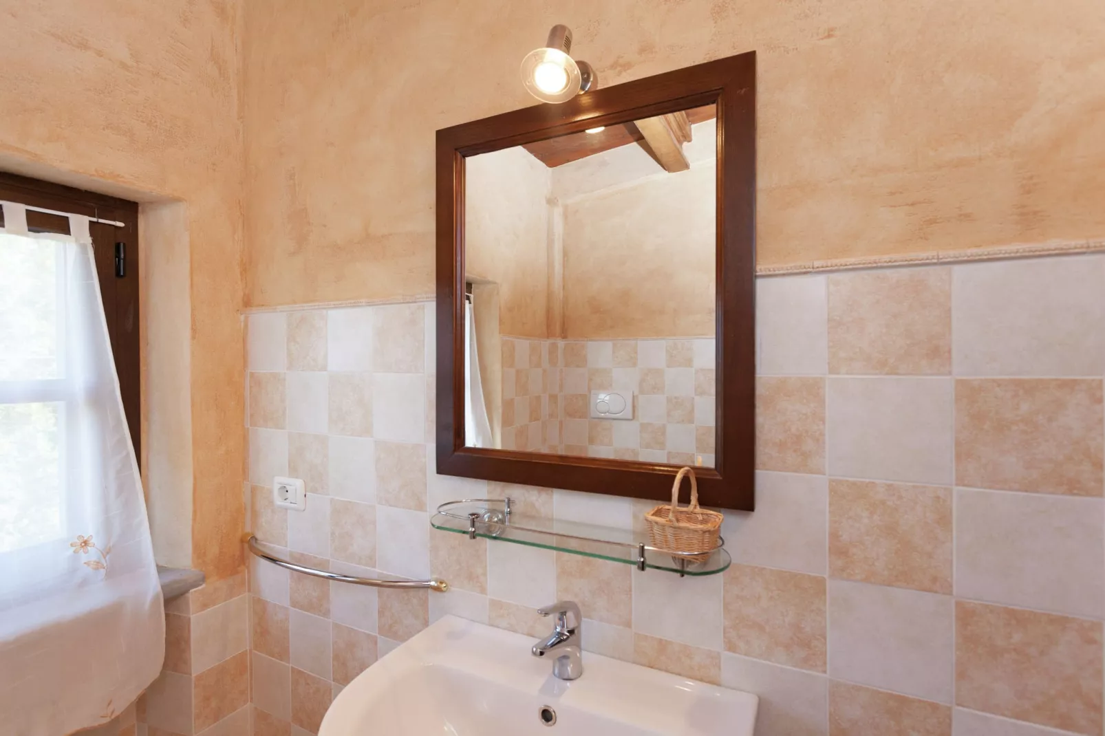 Eolo-Bathroom