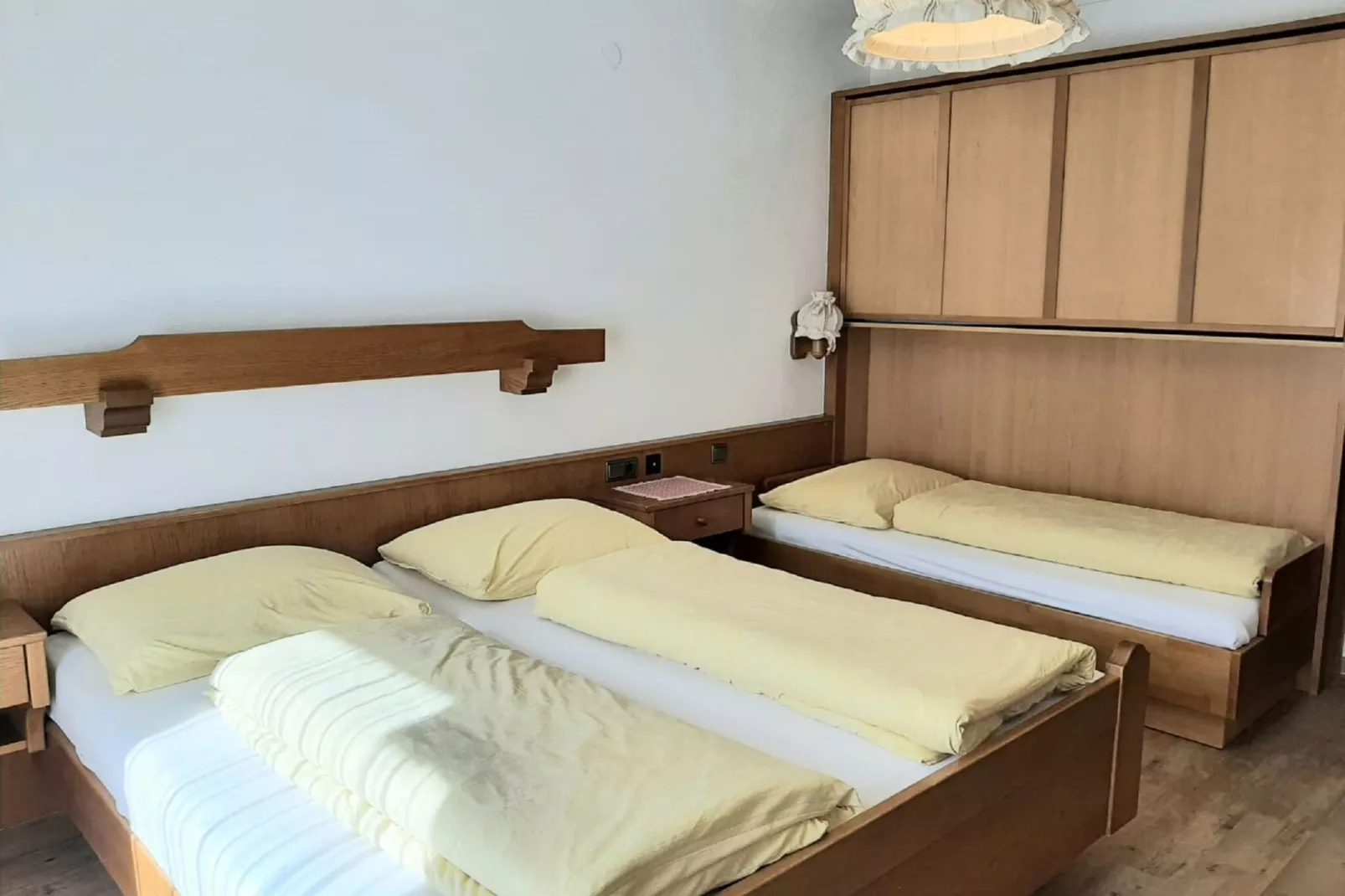 Hubergut - Ferienwohnung Anna-Chambre