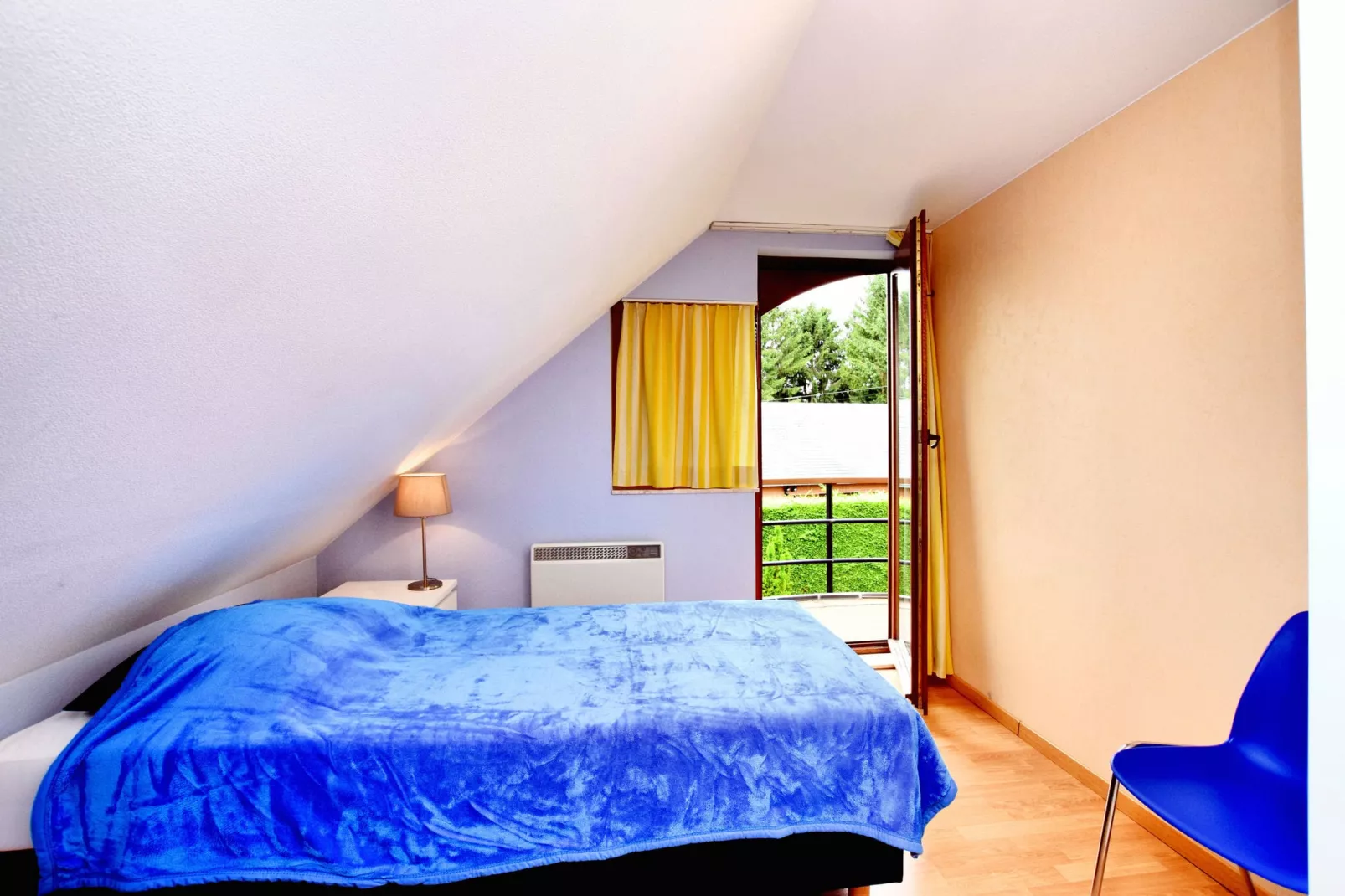 Petite Somme-Bedroom