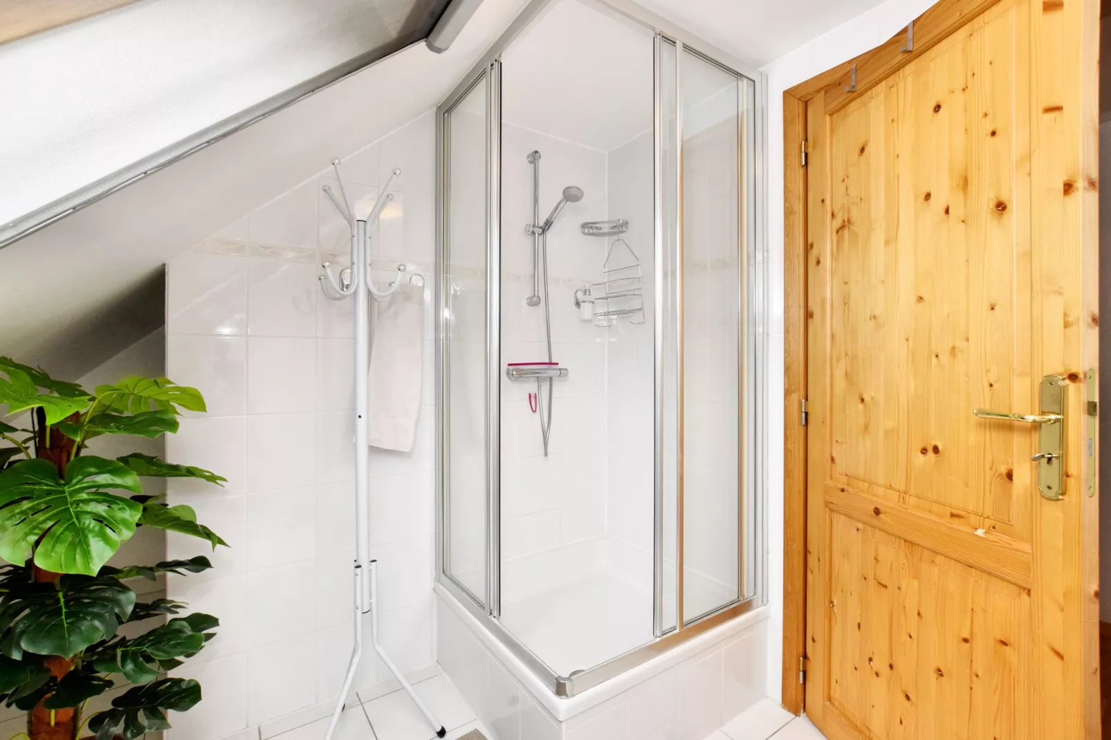 Petite Somme-Bathroom