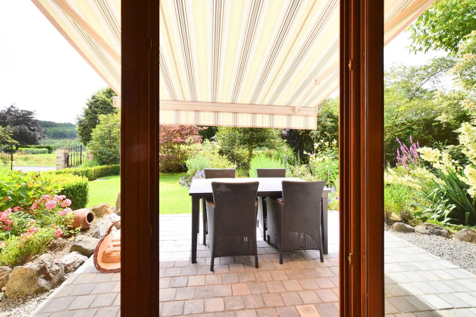Petite Somme-Terrace balcony