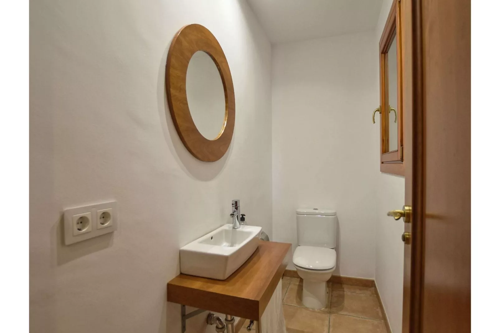 Correfoc-Bathroom