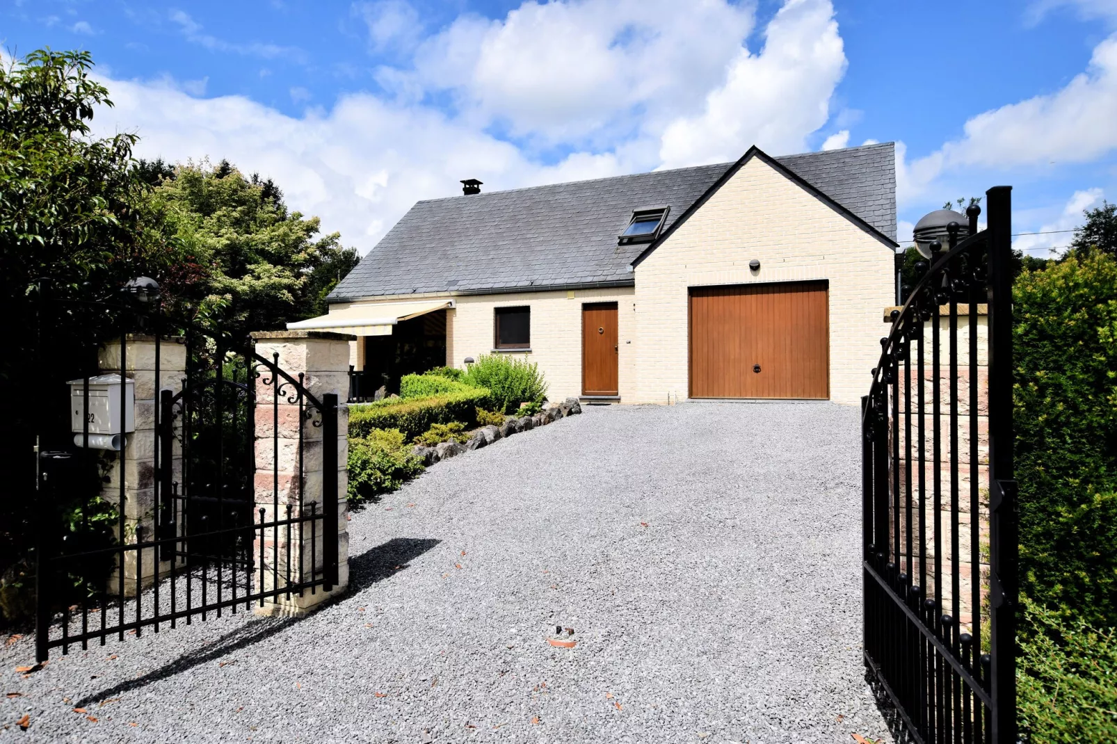 Petite Somme-Exterior summer