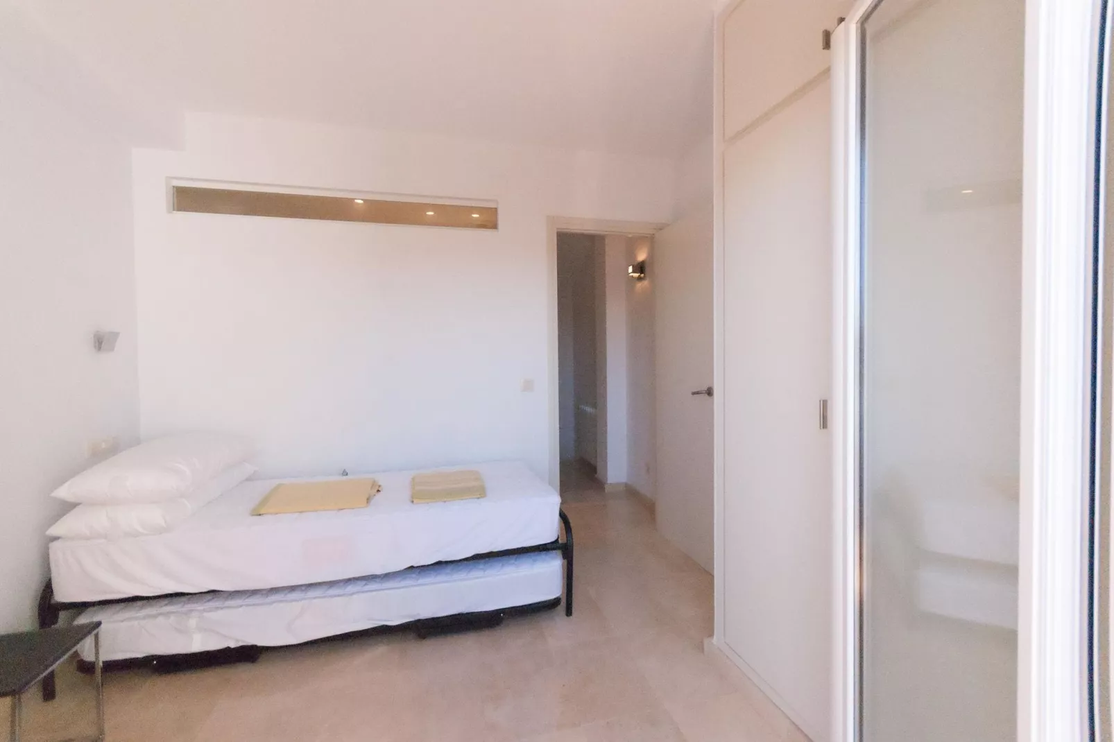 Sant Marti-Bedroom