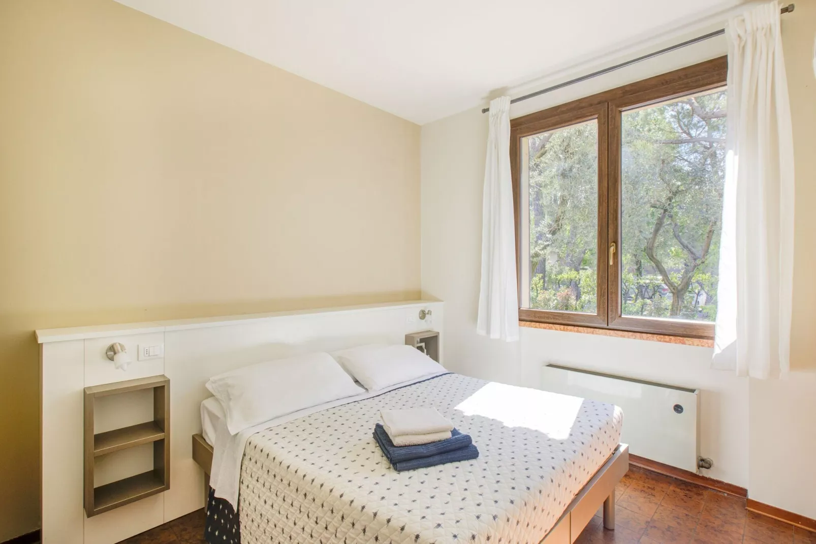 Jolly Bilo Inferiore-Bedroom