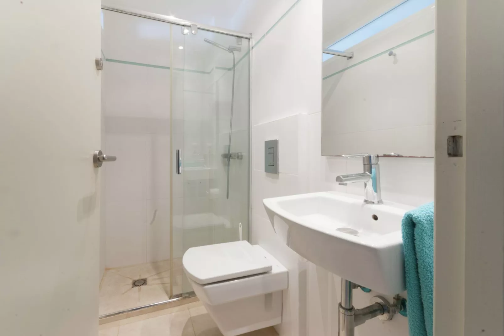 Sant Marti-Bathroom