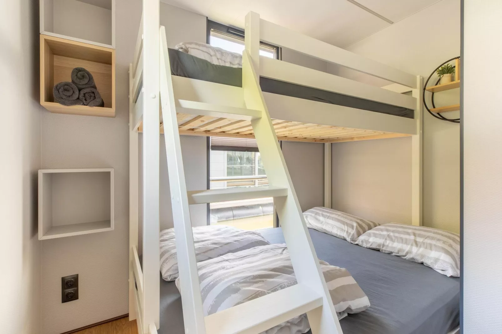 Wave-Bedroom