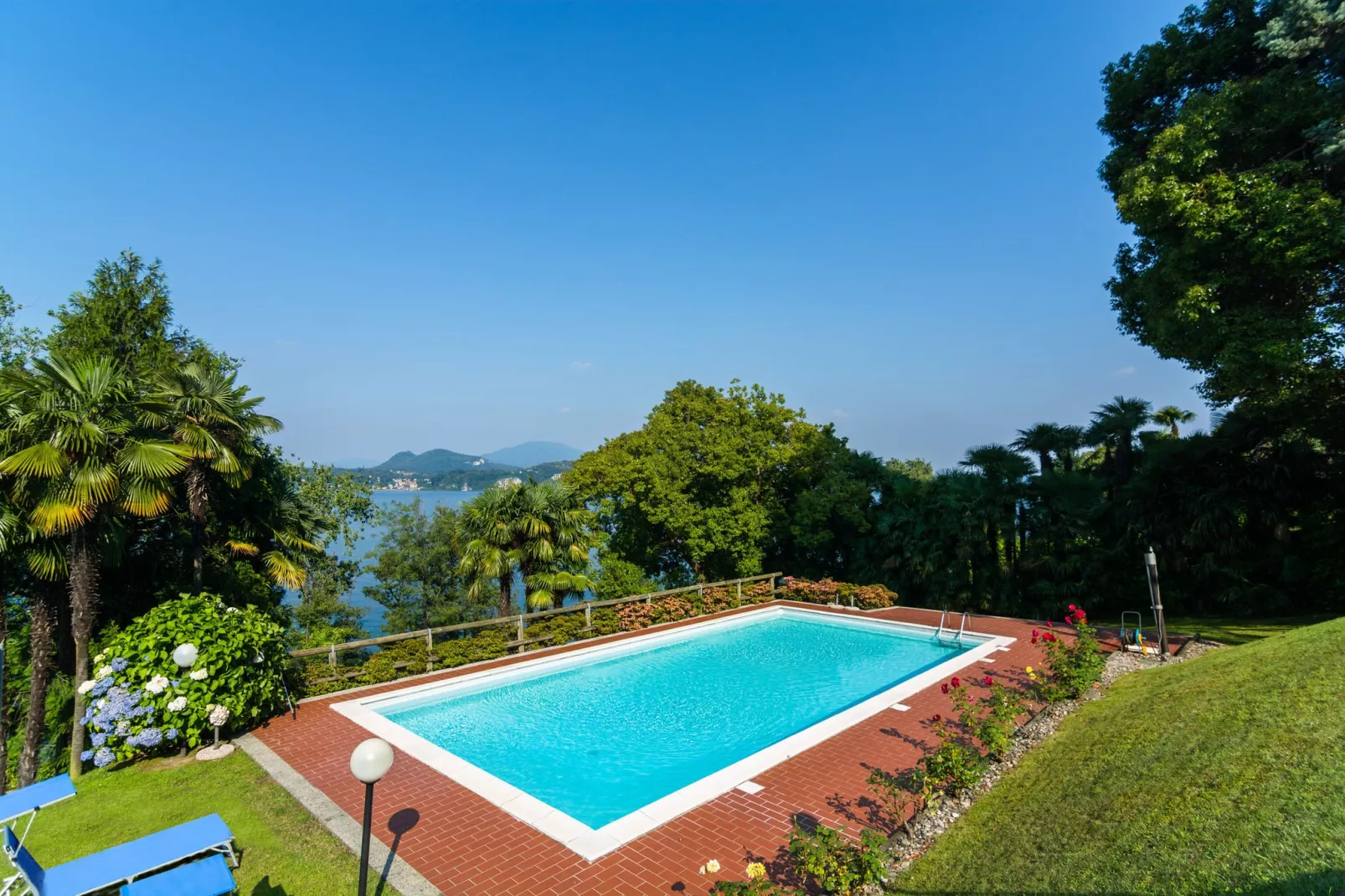 Verdelago Quattordici-Schwimmbad