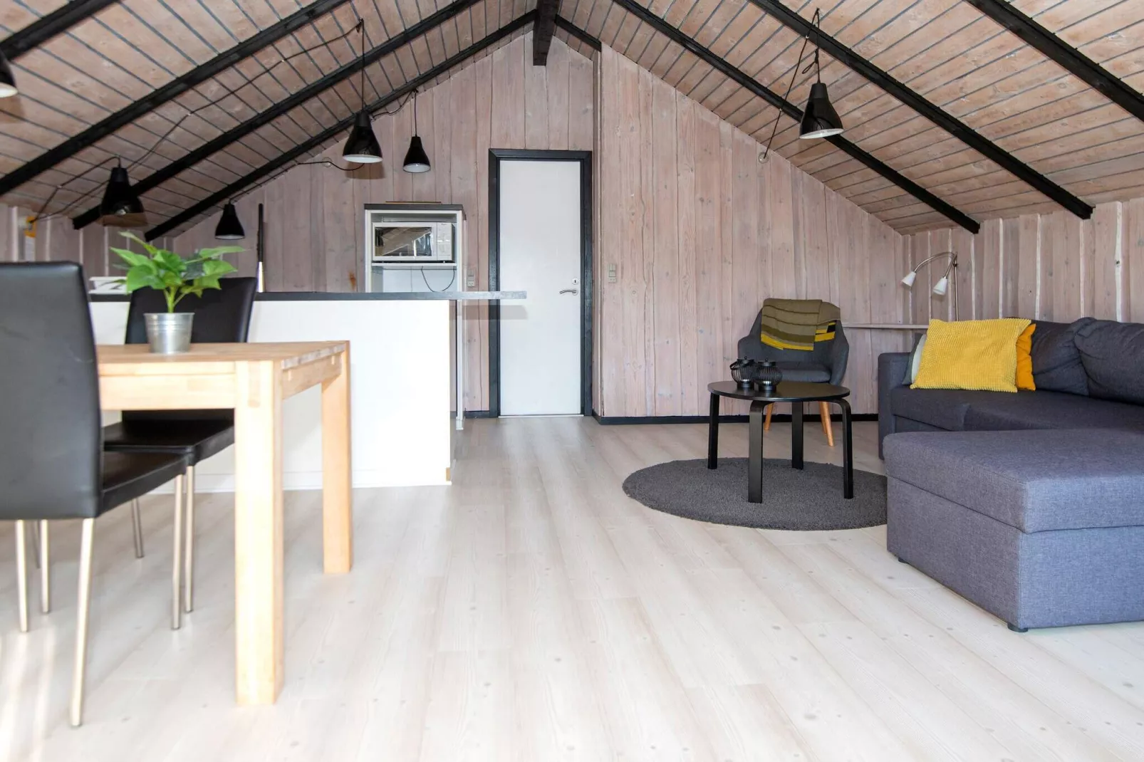 Cozy Dune Cottage Retreat-By Traum-Indoor