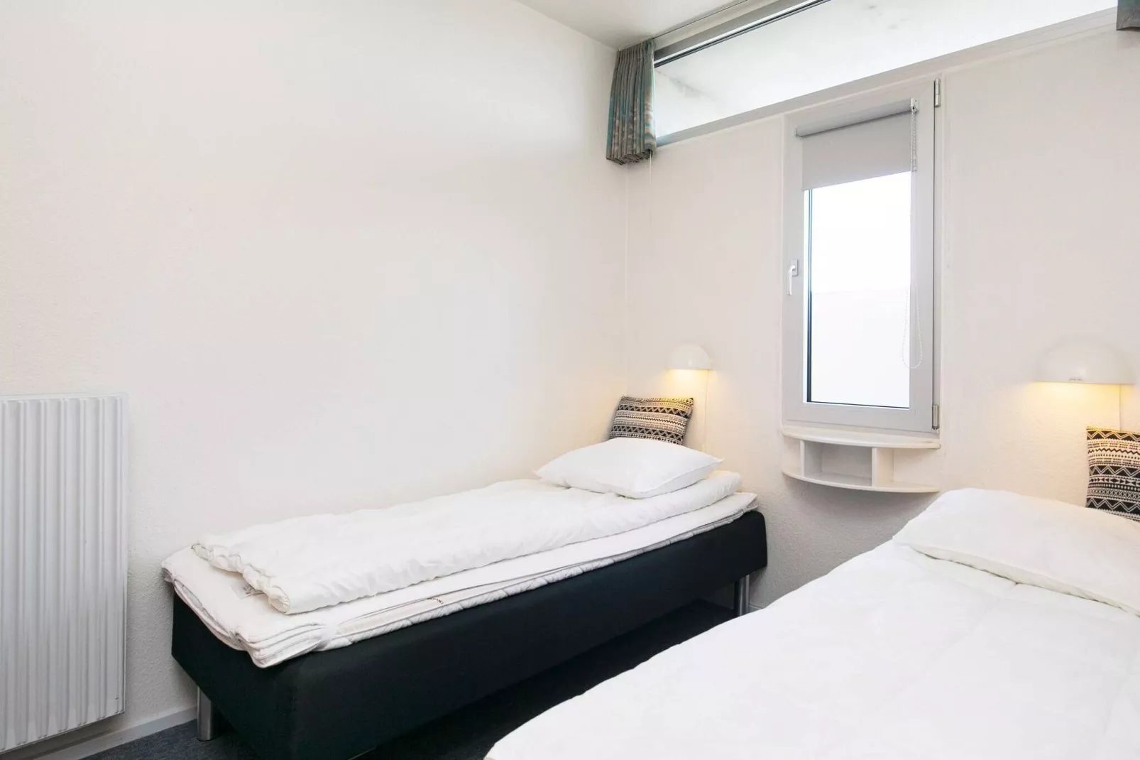 2 room less good location-Indoor
