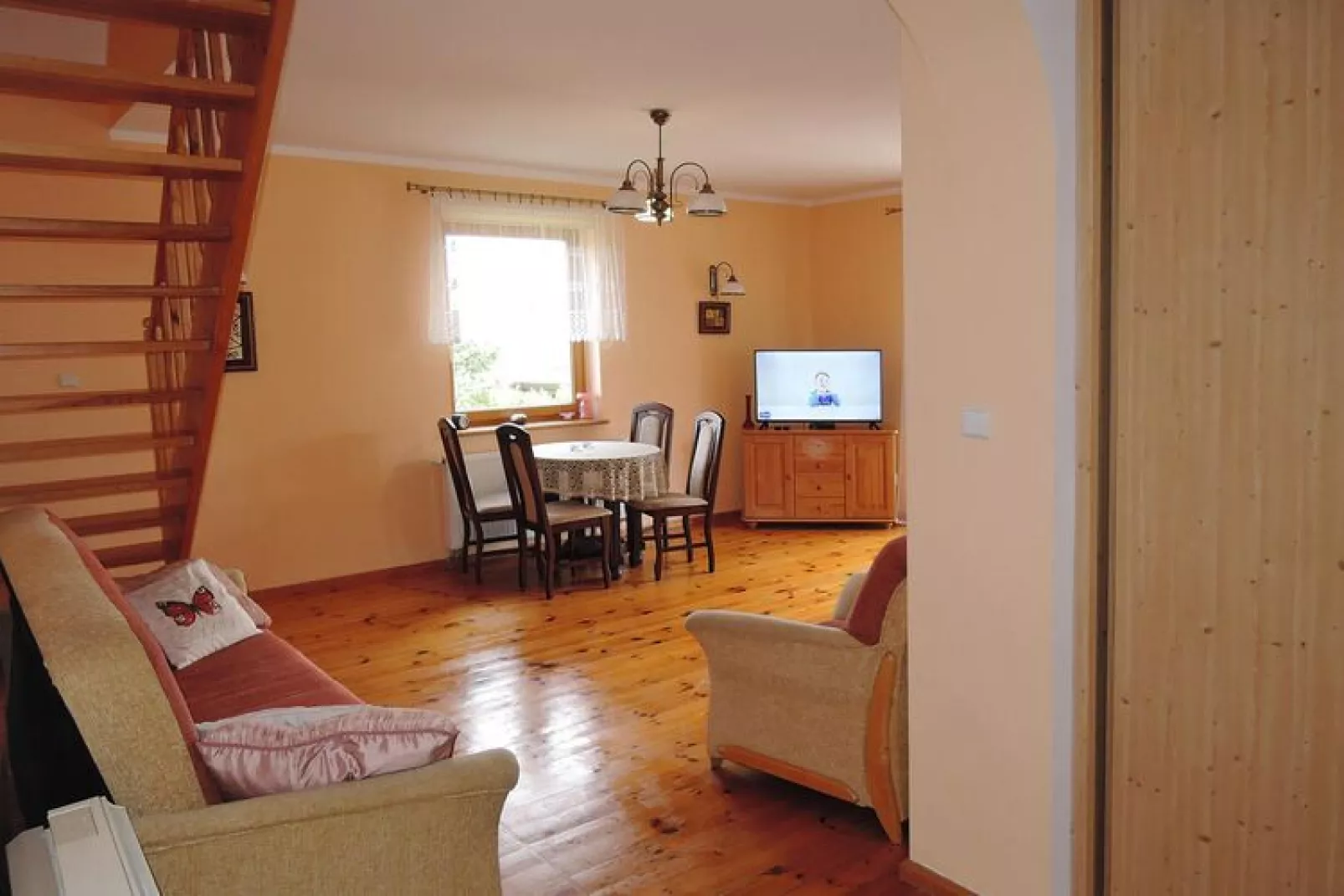 Holiday home Dargobadz-Living room