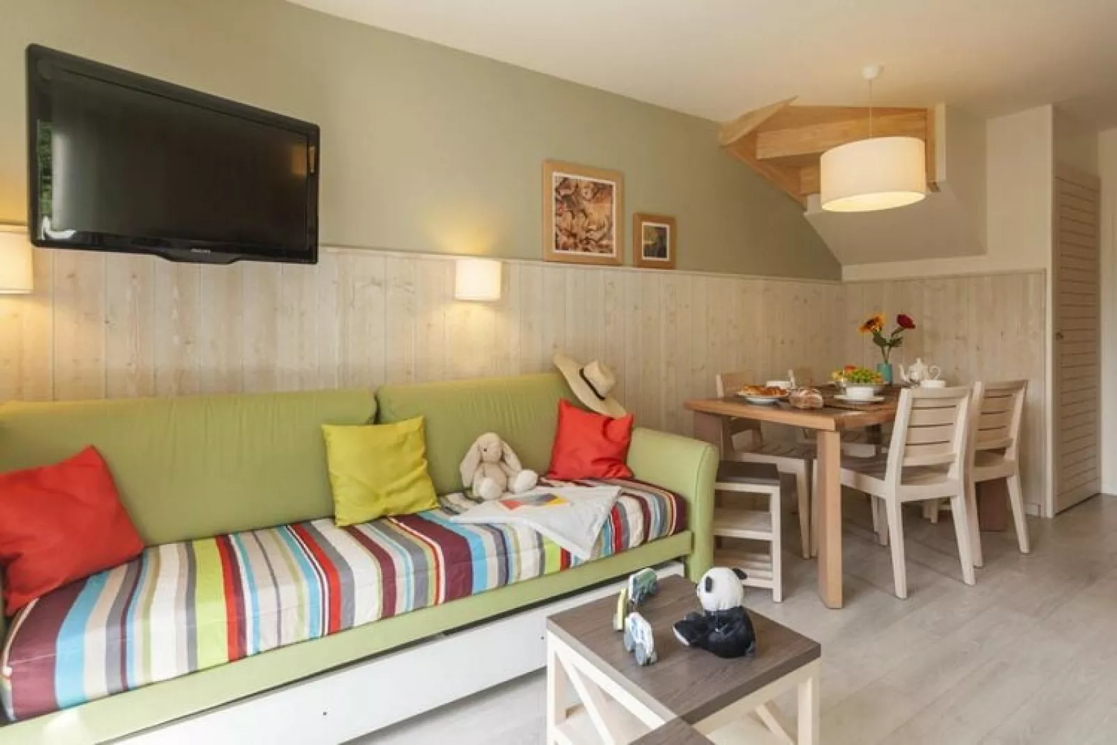 Holiday village Normandy Garden Branville - M5O Standard House 5 p - 1 bedroom - duplex-Salon