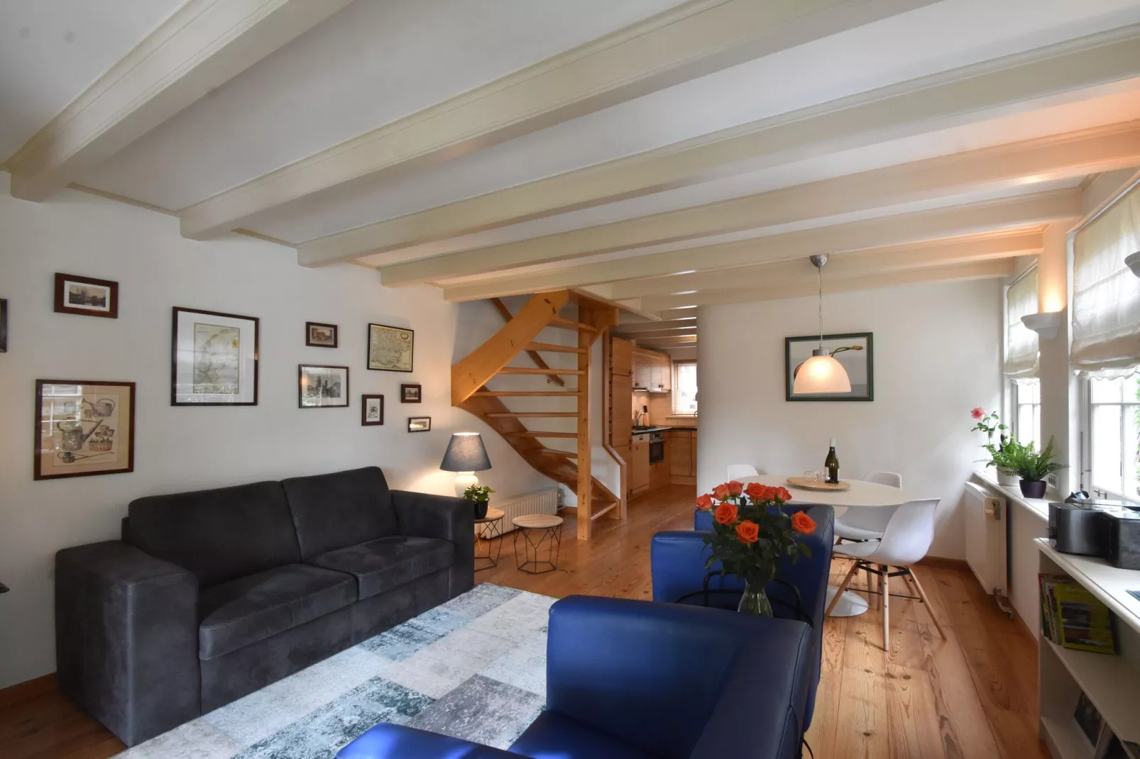 Aan het Boerenverdriet-Living room