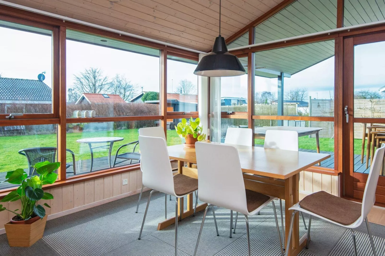 6 person holiday home in Rønde-By Traum
