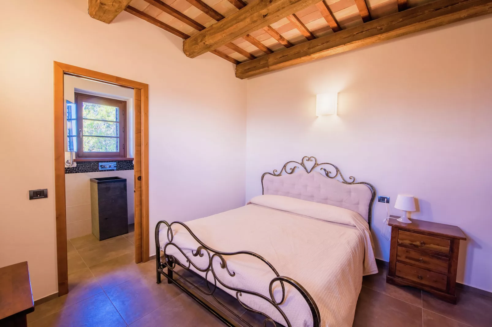 Borgo Cinque-Bedroom