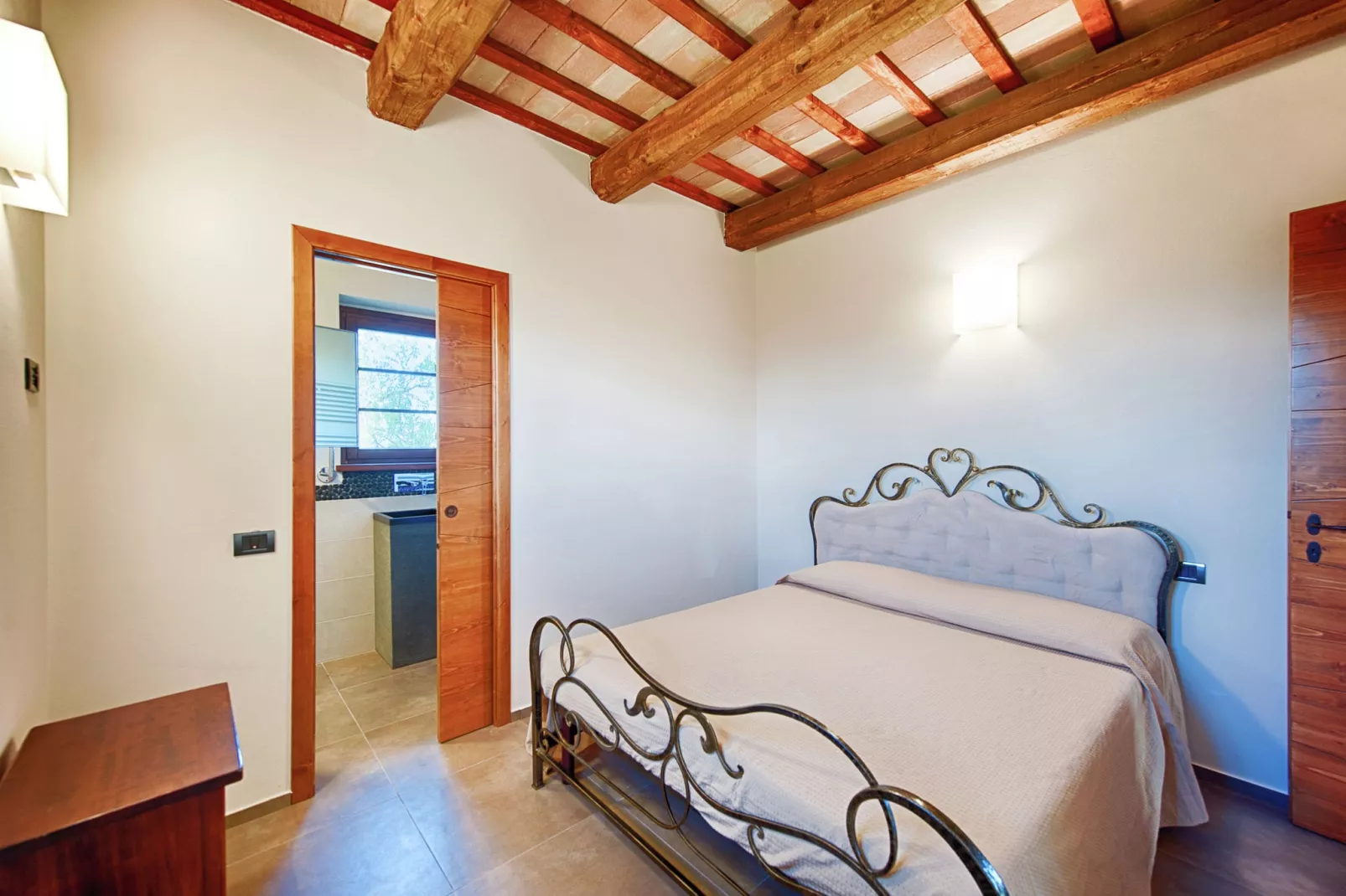 Borgo Cinque-Bedroom