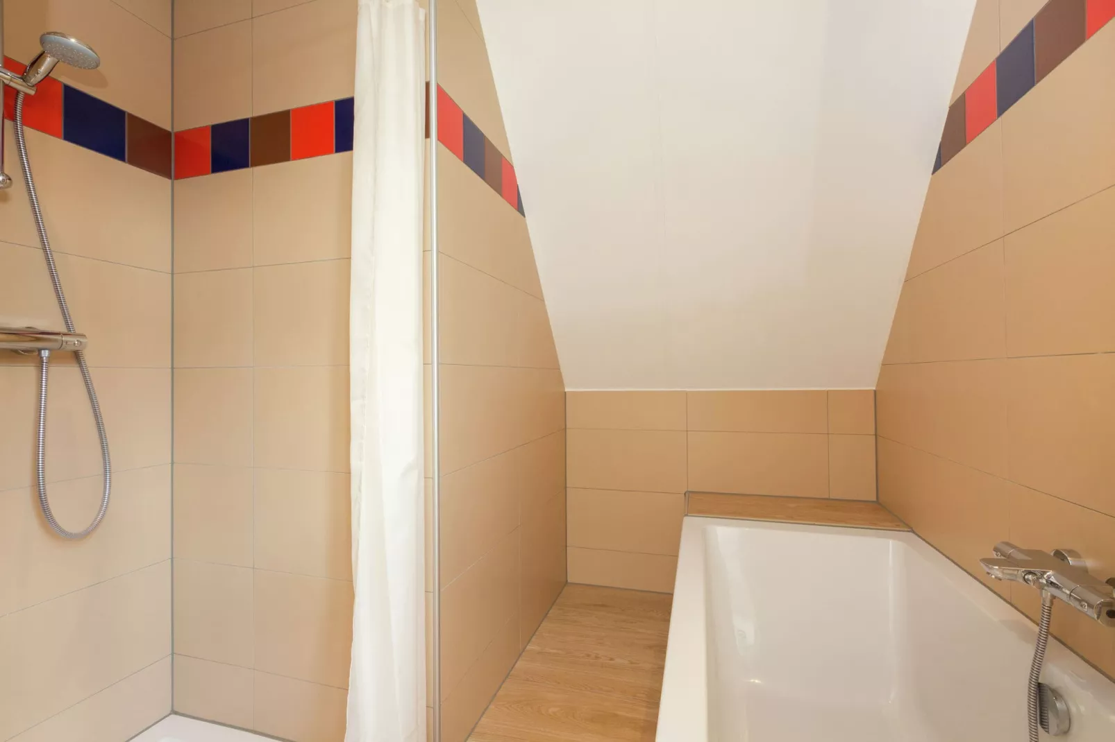 Boerderijwoning 8 personen-Badezimmer