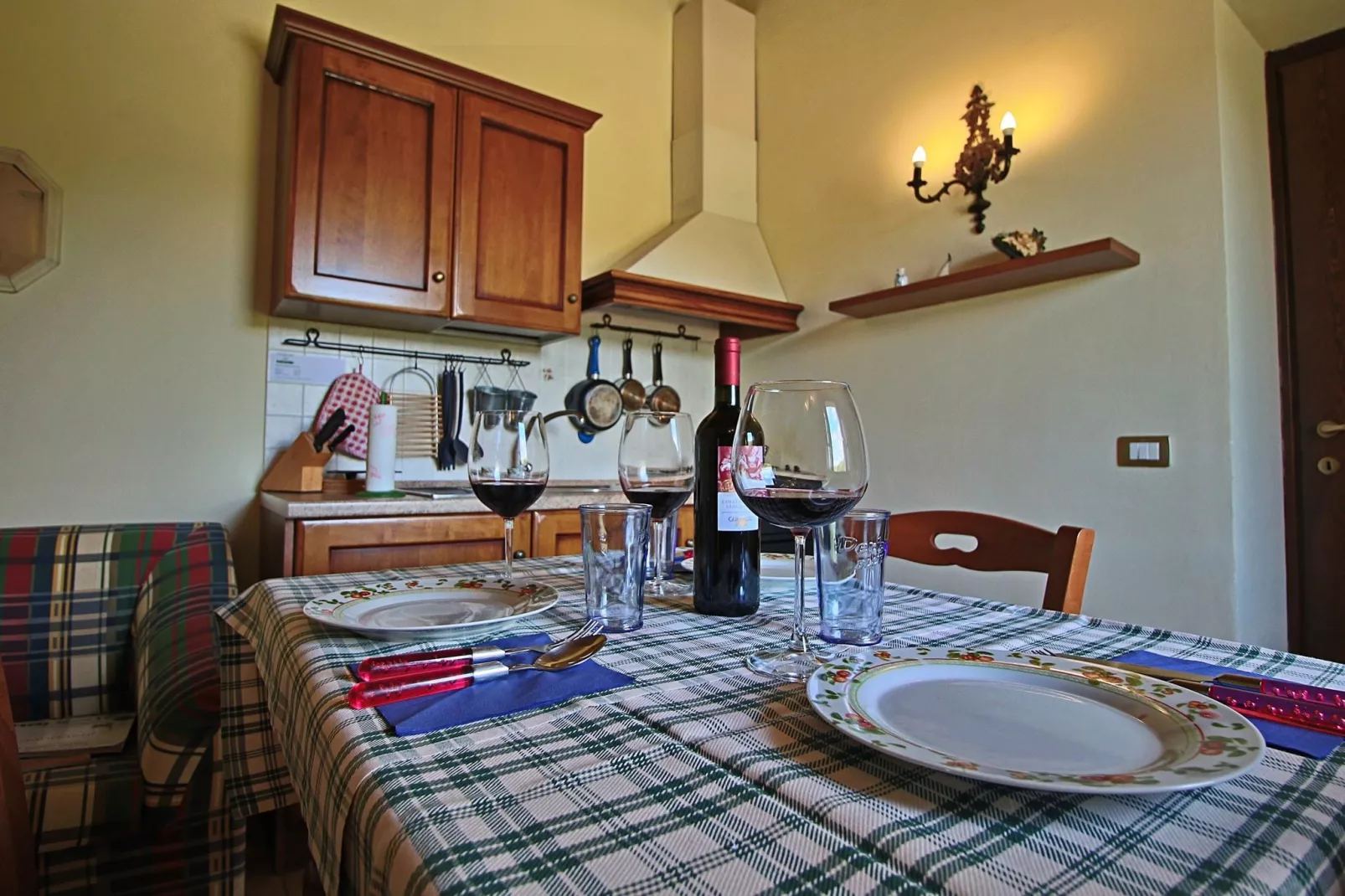 Secondo-Dining room