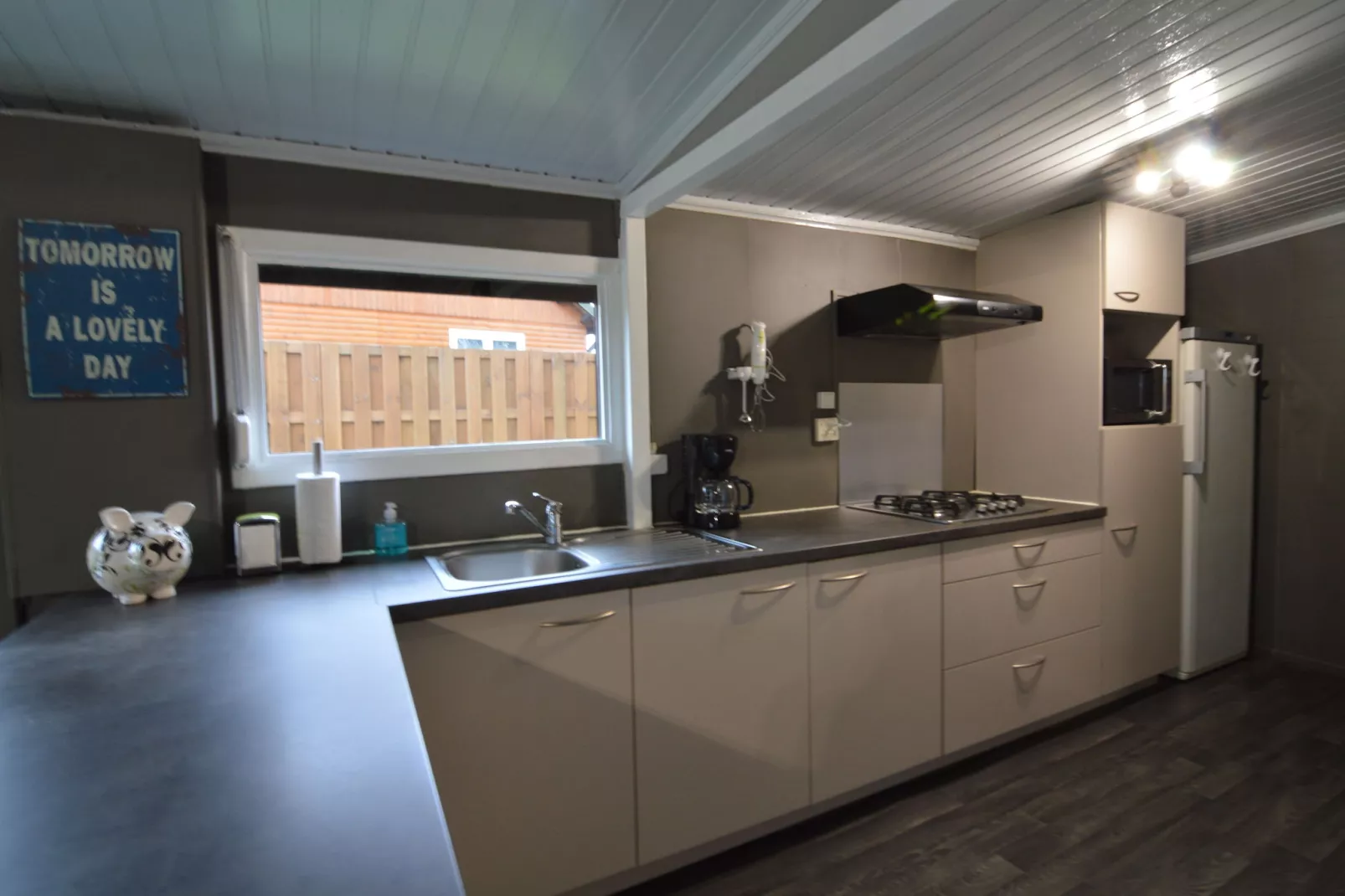 Vijverzicht-Kitchen