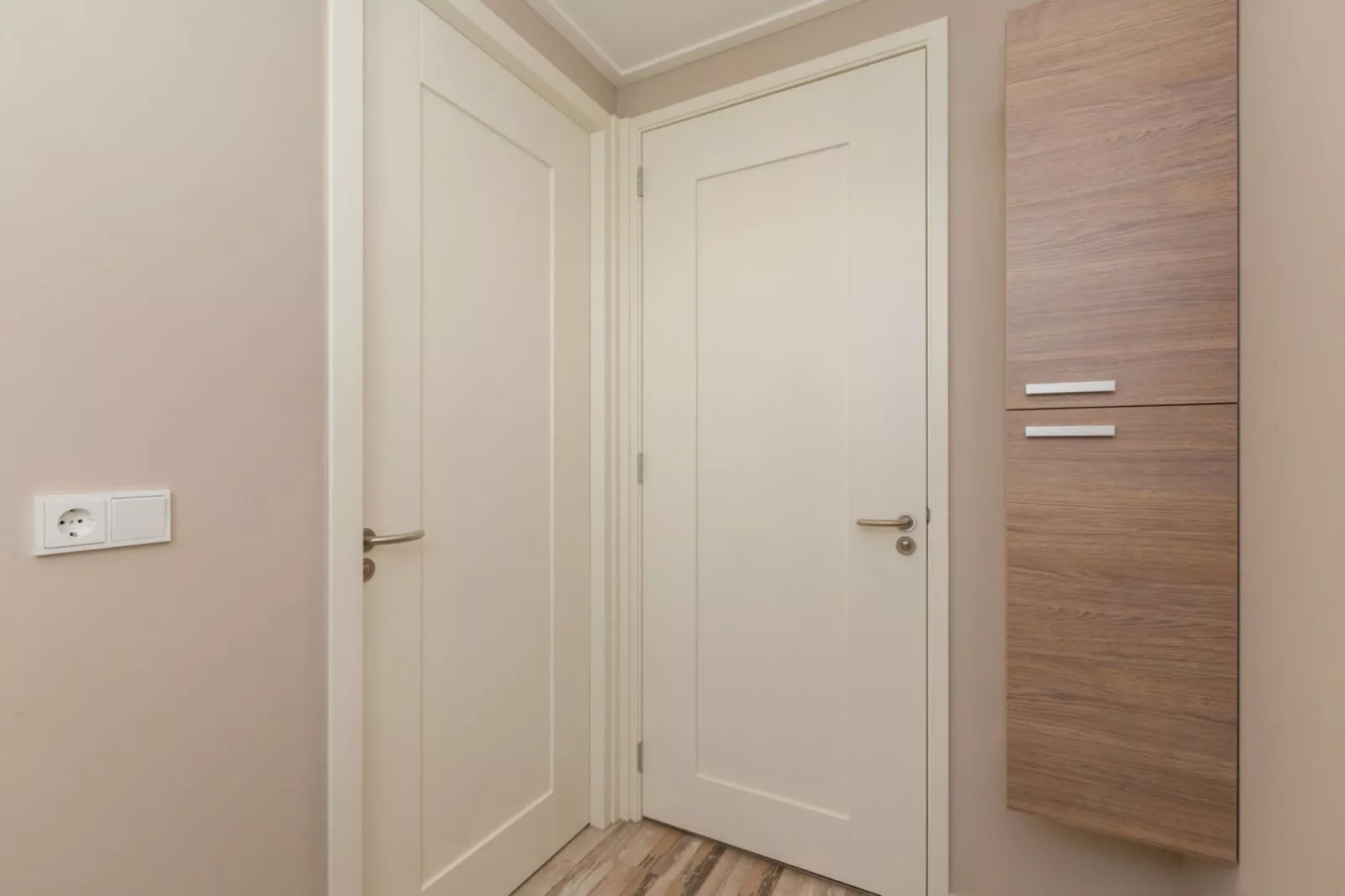 De Zeeuwse Schuur - comfort 3 personen huisdier-Flur