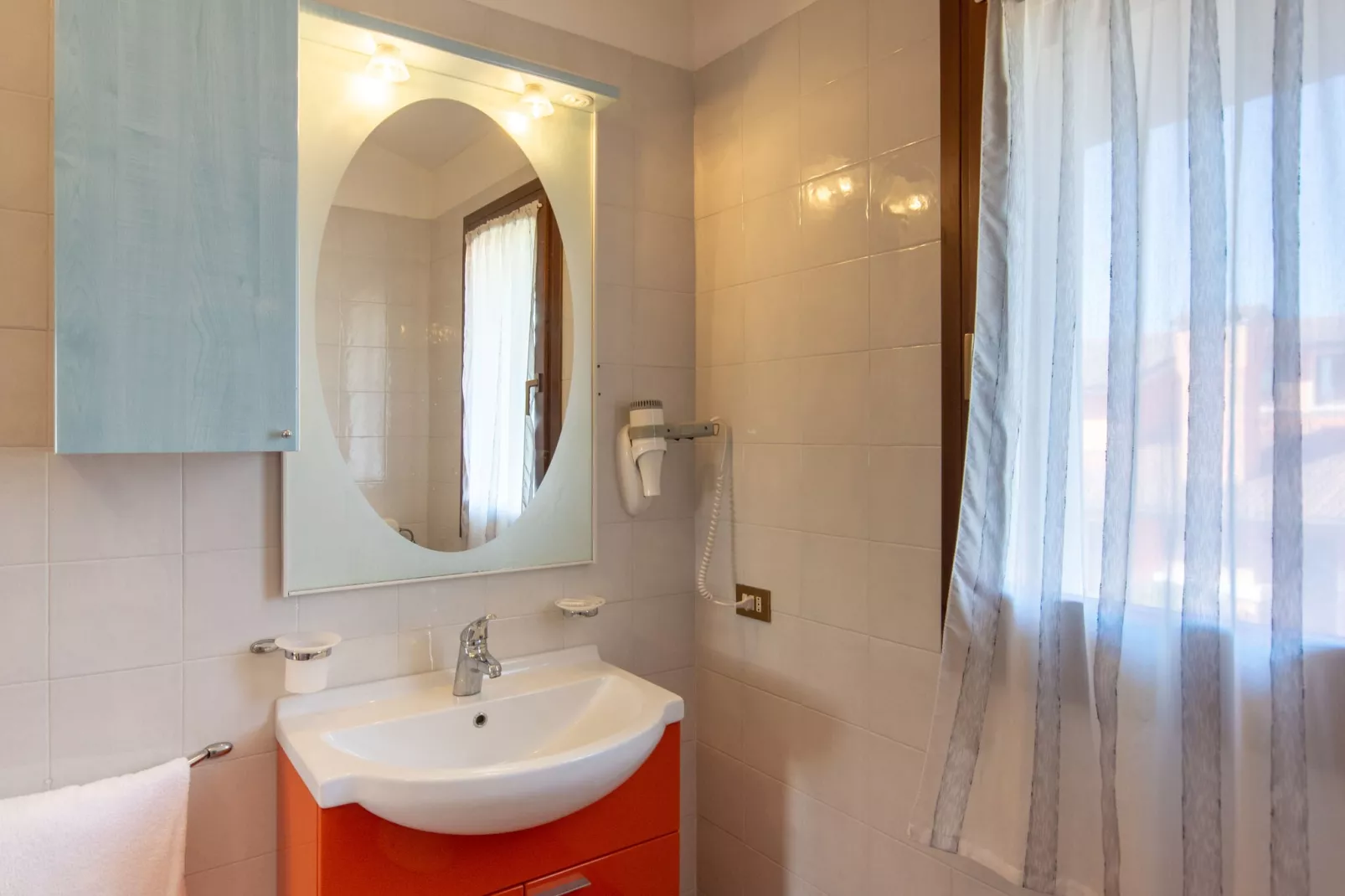 Village Albarella V4-Bathroom