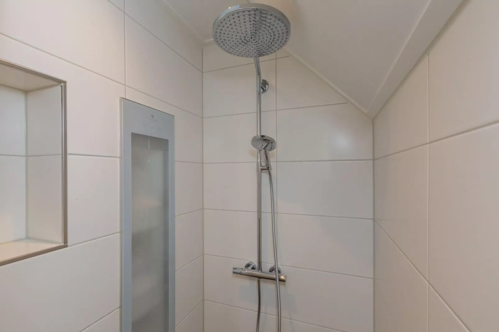 De Zeeuwse Schuur - comfort 3 personen huisdier-Badezimmer