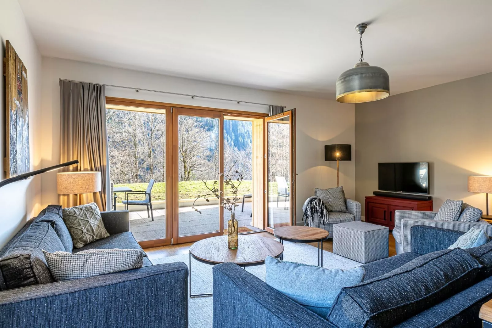 App. 8p.-Wohnzimmer