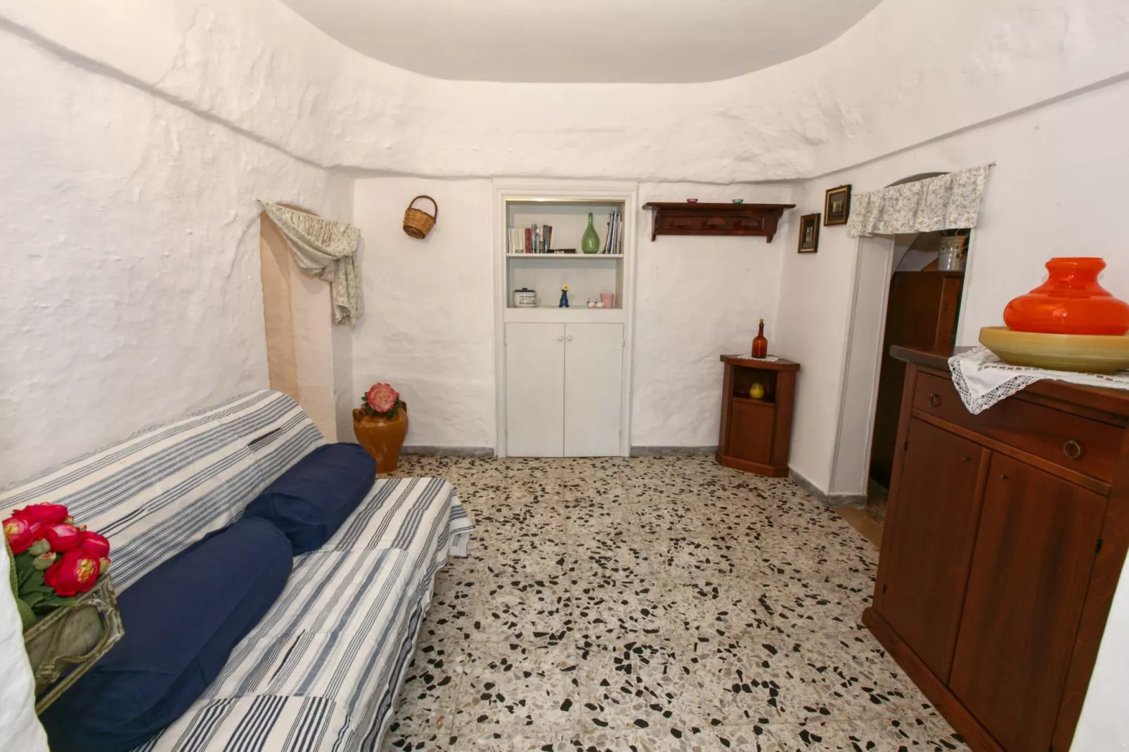 Il Tesoro-Living room