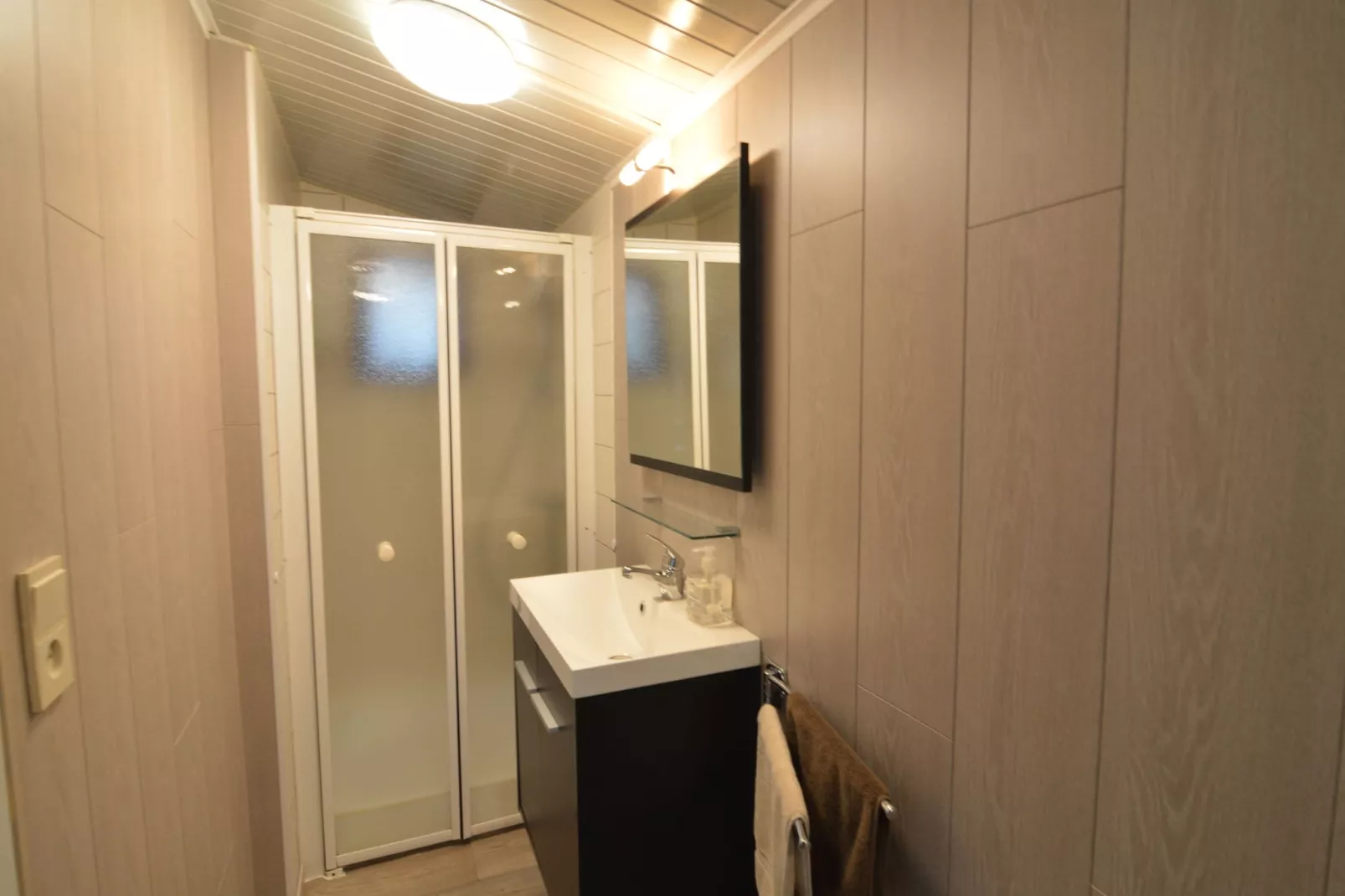 Vijverzicht-Bathroom