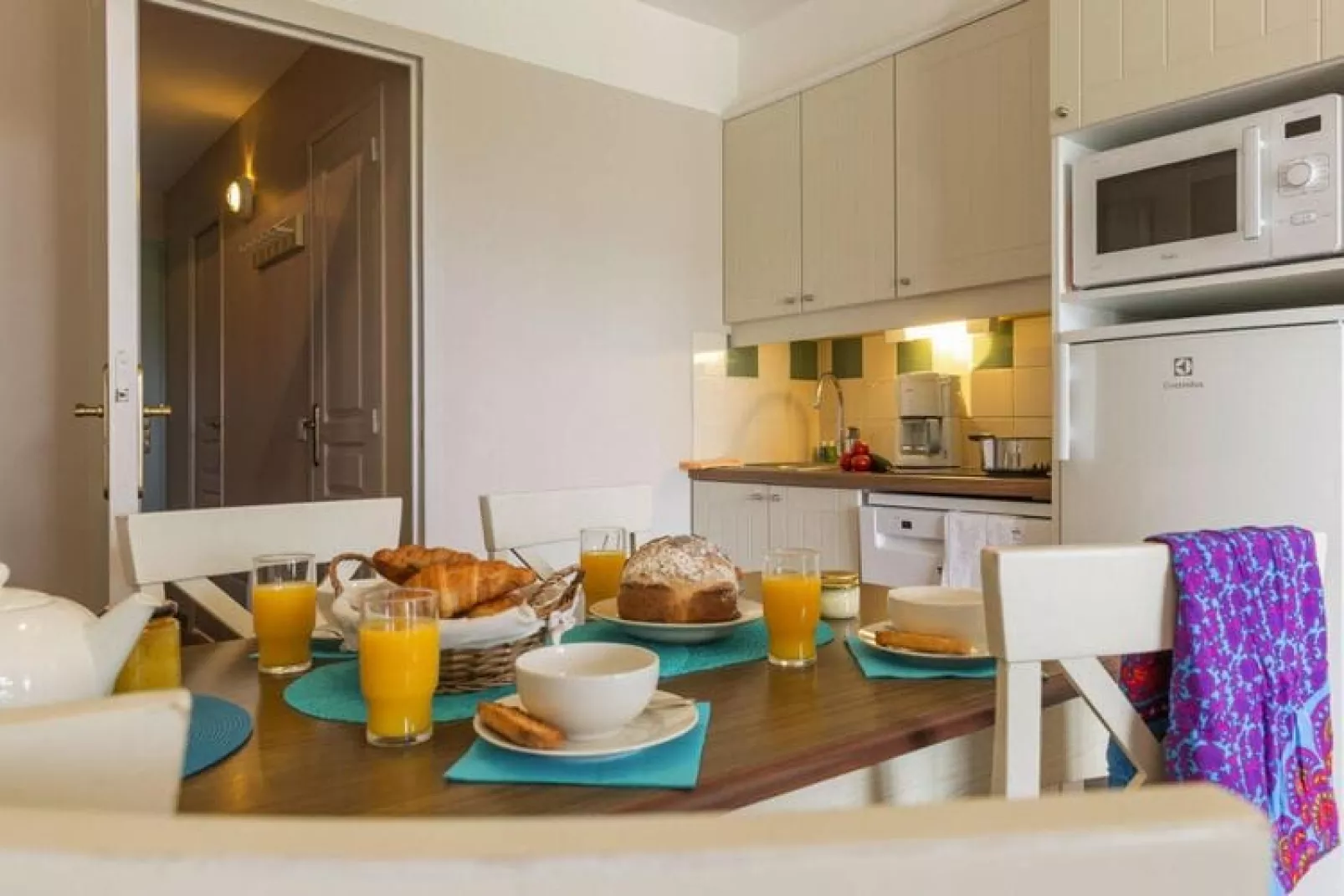 Holiday village Normandy Garden Branville - M6O Standard House 6 p - 2 bedrooms - duplex-M6O Standard House 6 p. - 2 bedrooms - duplex-Küche